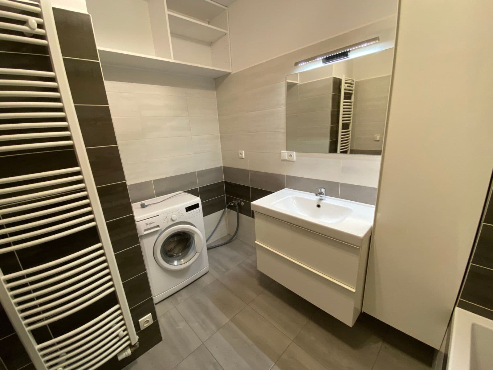 2 bedroom with open-plan kitchen flat to rent, 64 m², U Pivovaru, Benešov, Středočeský Region 2 bedroom with open-plan kitchen flat to rent, 64 m², U Pivovaru, Benešov, Středočeský Region