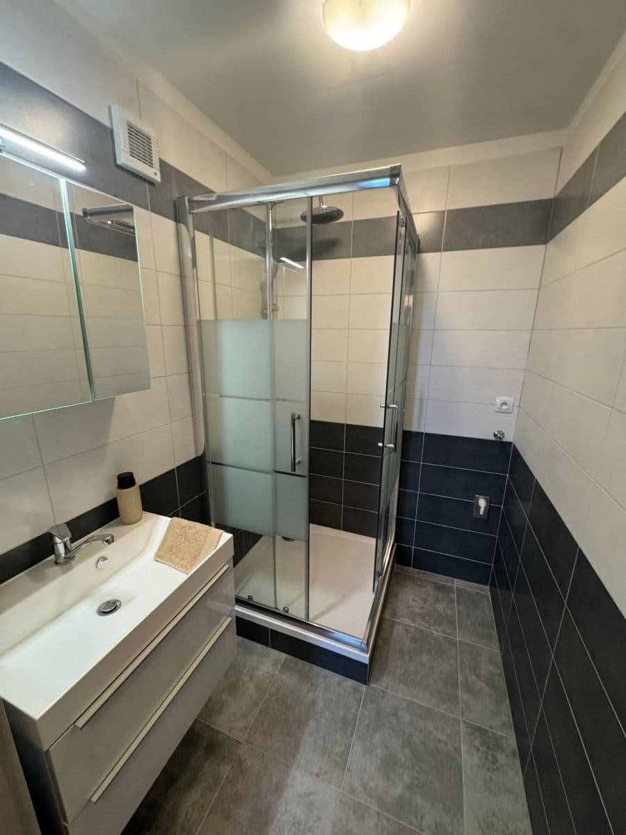 3 bedroom flat to rent, 66 m², Sokolovská, Plzeň, Plzeňský Region 3 bedroom flat to rent, 66 m², Sokolovská, Plzeň, Plzeňský Region