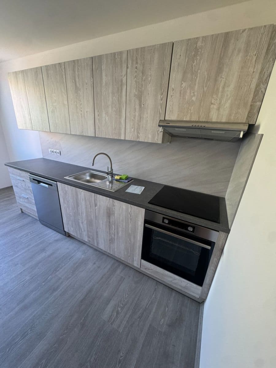 3 bedroom flat to rent, 66 m², Sokolovská, Plzeň, Plzeňský Region 3 bedroom flat to rent, 66 m², Sokolovská, Plzeň, Plzeňský Region