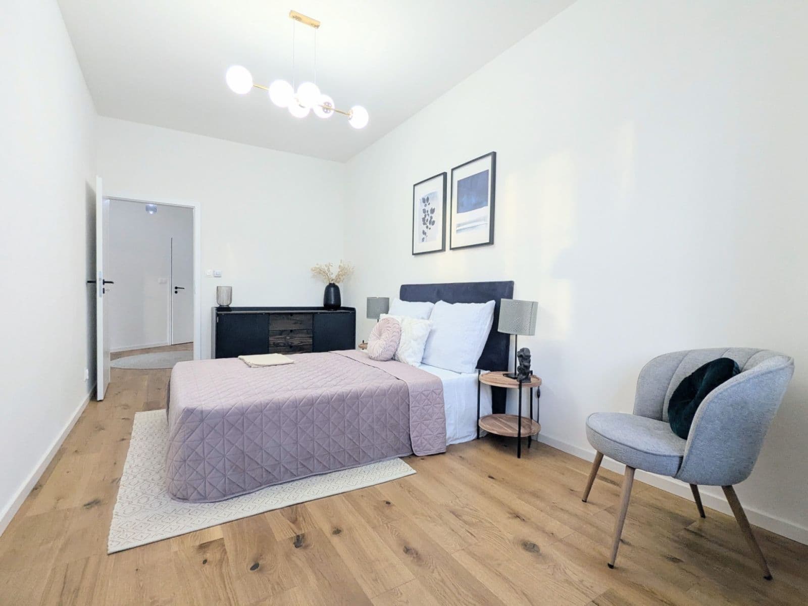 1 bedroom with open-plan kitchen flat for sale, 60 m², Petrohradská, Prague, Prague 1 bedroom with open-plan kitchen flat for sale, 60 m², Petrohradská, Prague, Prague