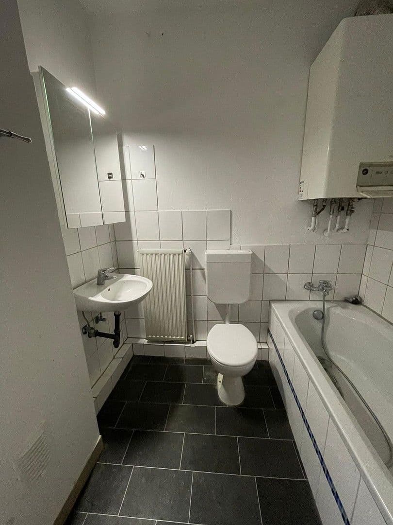 2 bedroom flat to rent, 40 m², Markt 12, Köln, North Rhine-Westphalia 2 bedroom flat to rent, 40 m², Markt 12, Köln, North Rhine-Westphalia