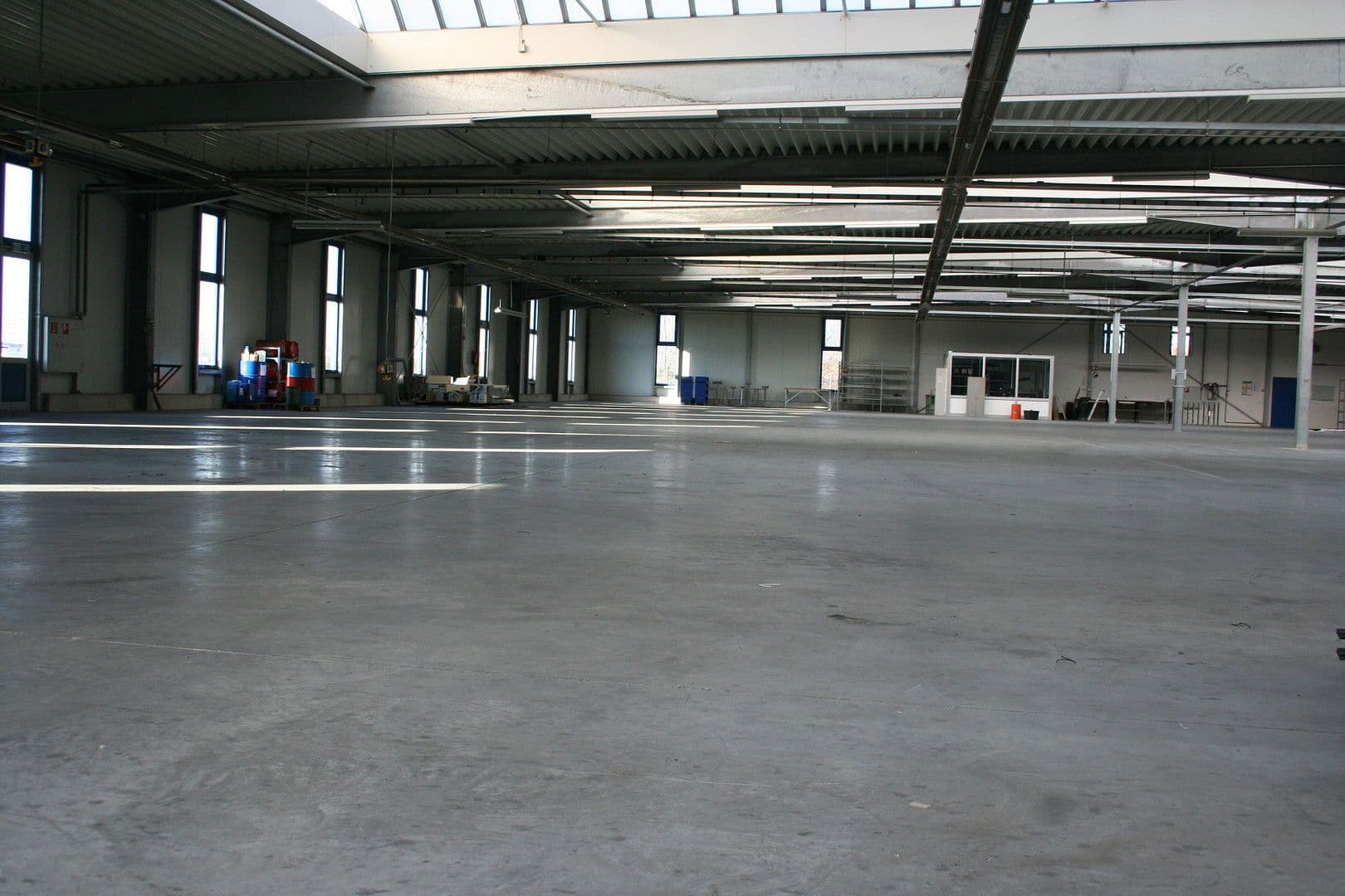 non-residential property to rent, 13,000 m², Kugelbreite 30, Salzkotten, North Rhine-Westphalia non-residential property to rent, 13,000 m², Kugelbreite 30, Salzkotten, North Rhine-Westphalia