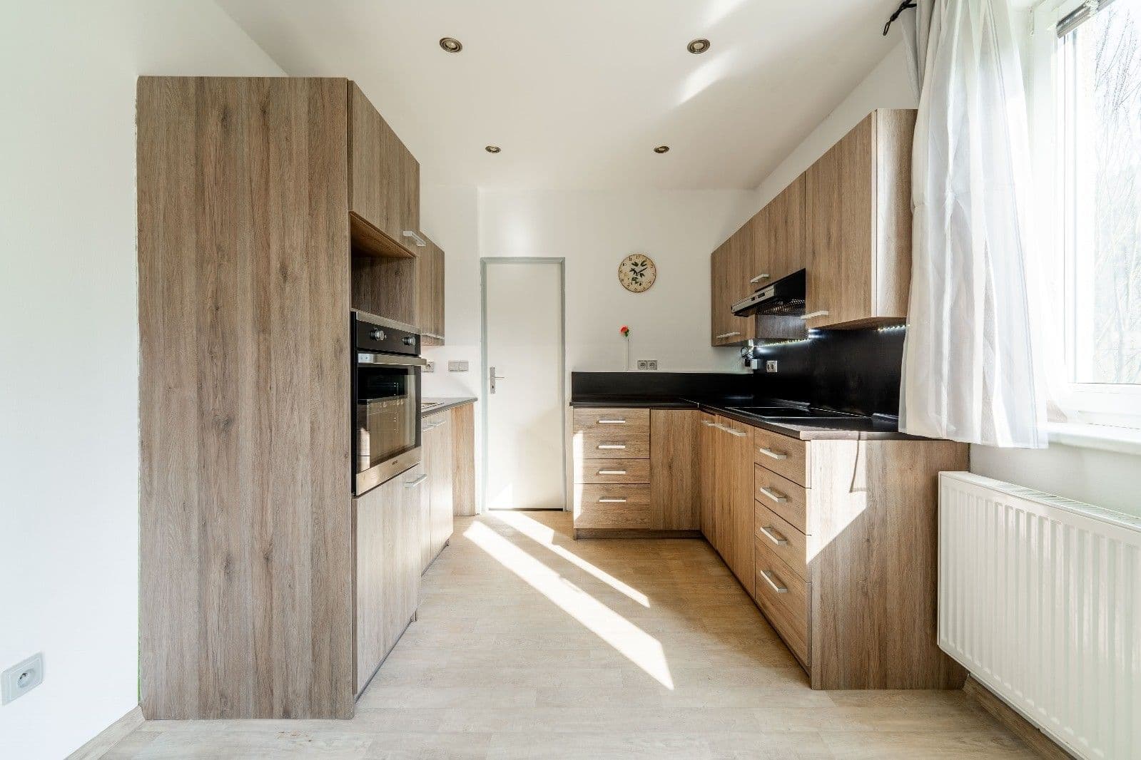 2 bedroom with open-plan kitchen flat to rent, 74 m², Kácov, Středočeský Region 2 bedroom with open-plan kitchen flat to rent, 74 m², Kácov, Středočeský Region