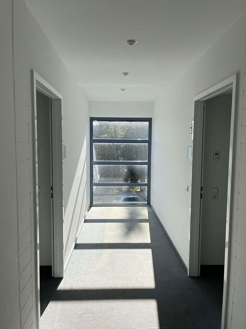 office to rent, 1,000 m², Zur Eisernen Hand 27, Mühltal, Hesse office to rent, 1,000 m², Zur Eisernen Hand 27, Mühltal, Hesse