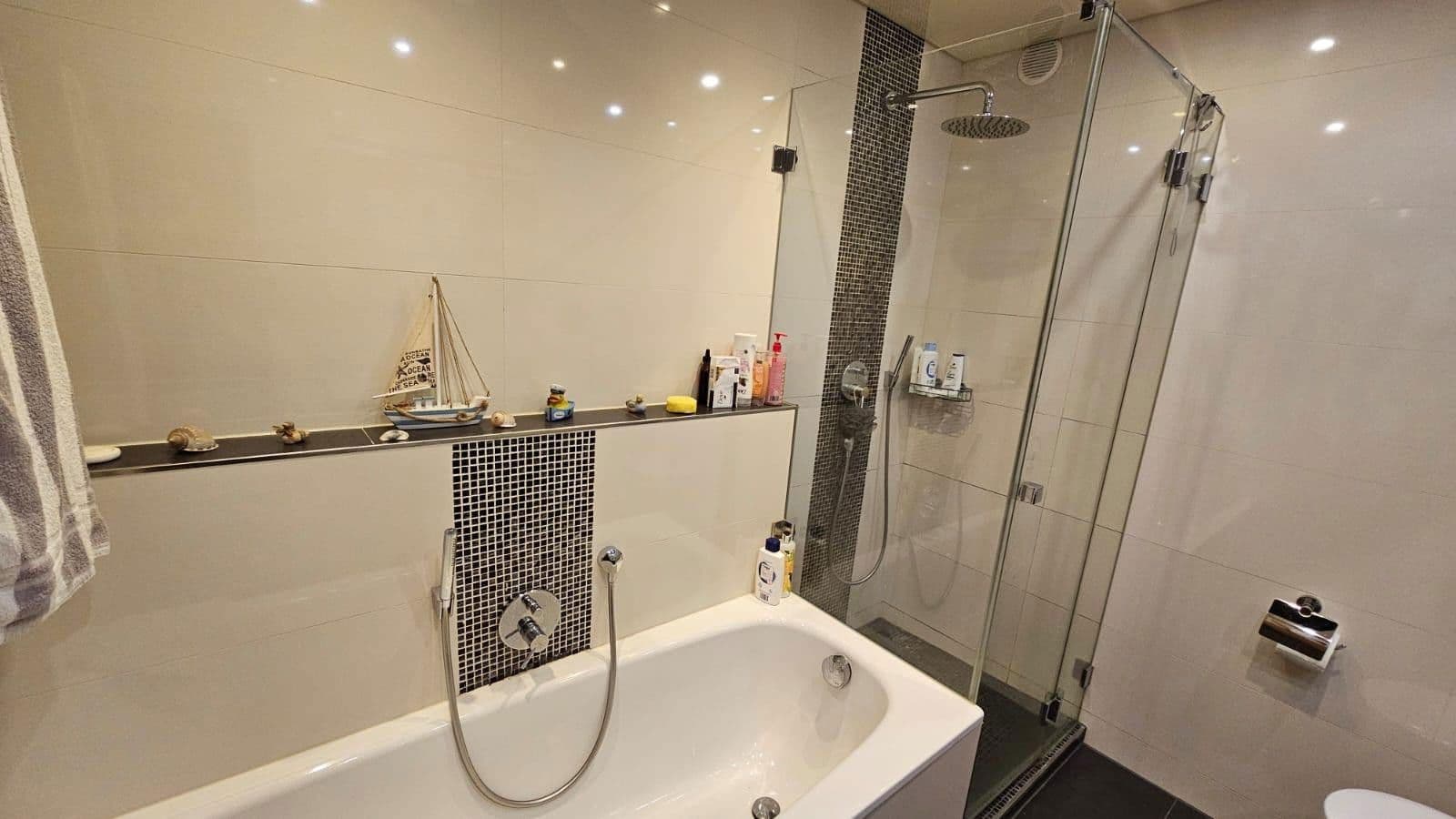 3 bedroom with open-plan kitchen flat for sale, 133 m², Am Mühlwäldle, 12, Baden-Baden Haueneberstein, Baden-Württemberg 3 bedroom with open-plan kitchen flat for sale, 133 m², Am Mühlwäldle, 12, Baden-Baden Haueneberstein, Baden-Württemberg