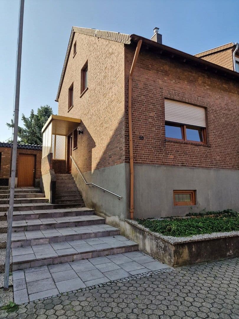 house to rent, 115 m², Düren, North Rhine-Westphalia house to rent, 115 m², Düren, North Rhine-Westphalia