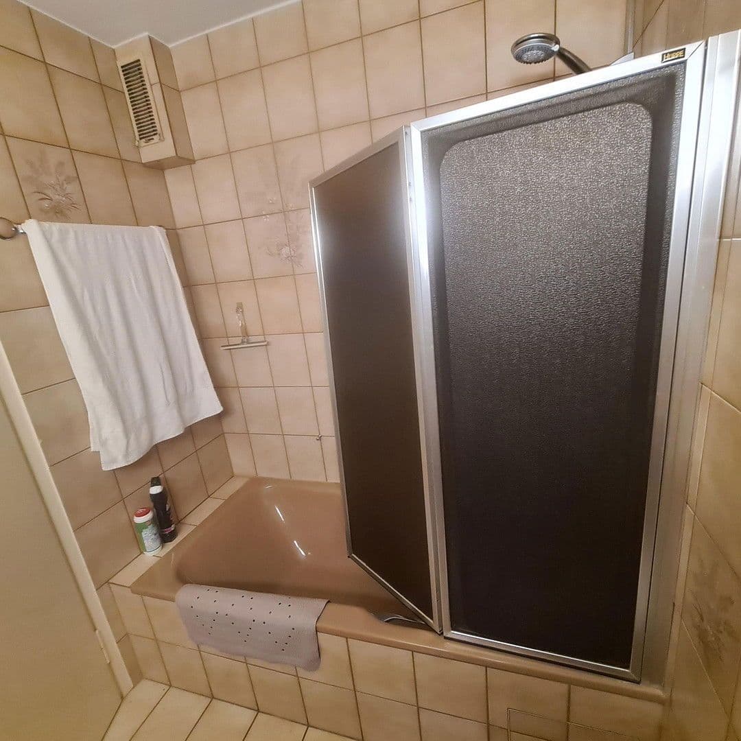 house for sale, 106 m², Dinkelsbühlerstr.29, Reutlingen, Baden-Württemberg house for sale, 106 m², Dinkelsbühlerstr.29, Reutlingen, Baden-Württemberg