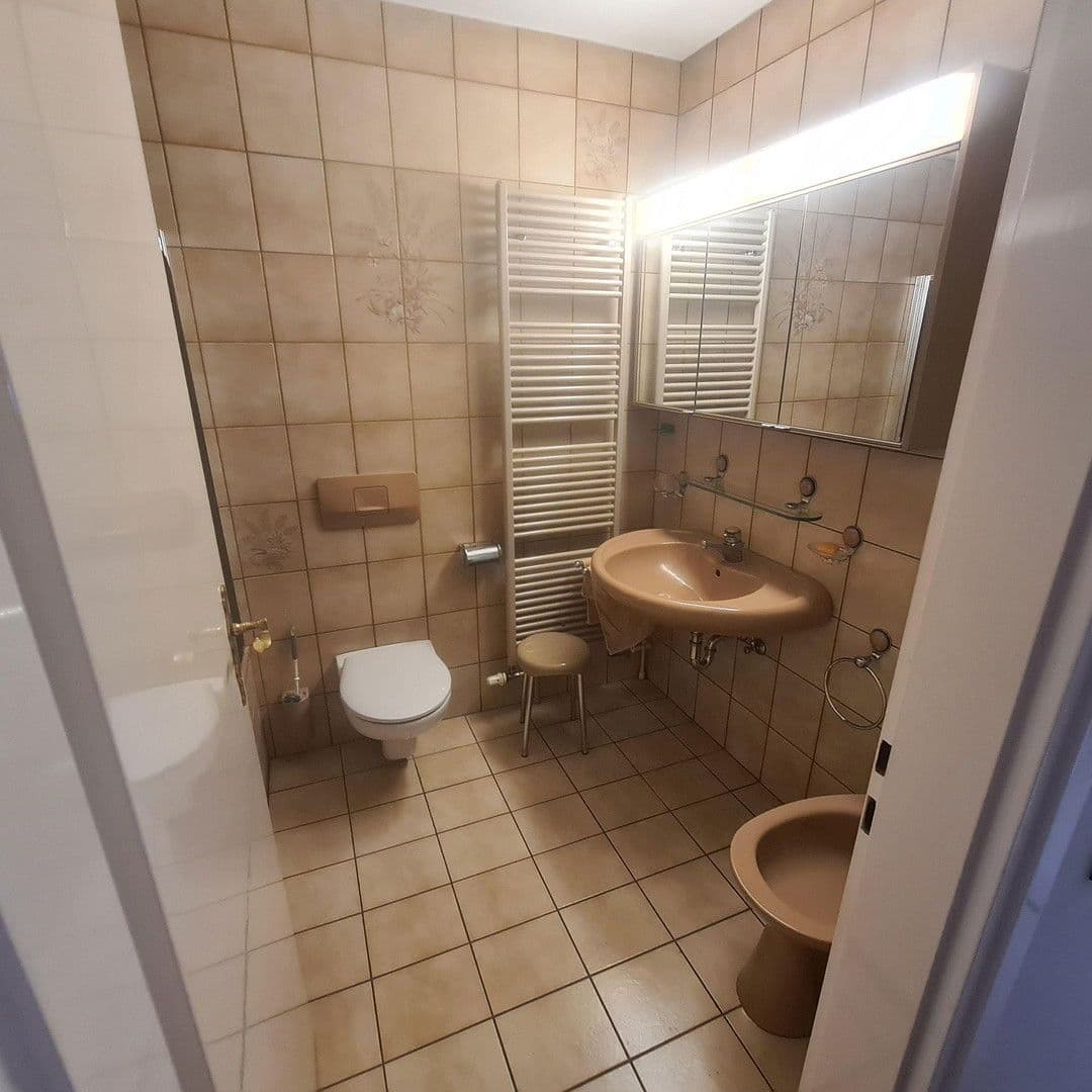 house for sale, 106 m², Dinkelsbühlerstr.29, Reutlingen, Baden-Württemberg house for sale, 106 m², Dinkelsbühlerstr.29, Reutlingen, Baden-Württemberg