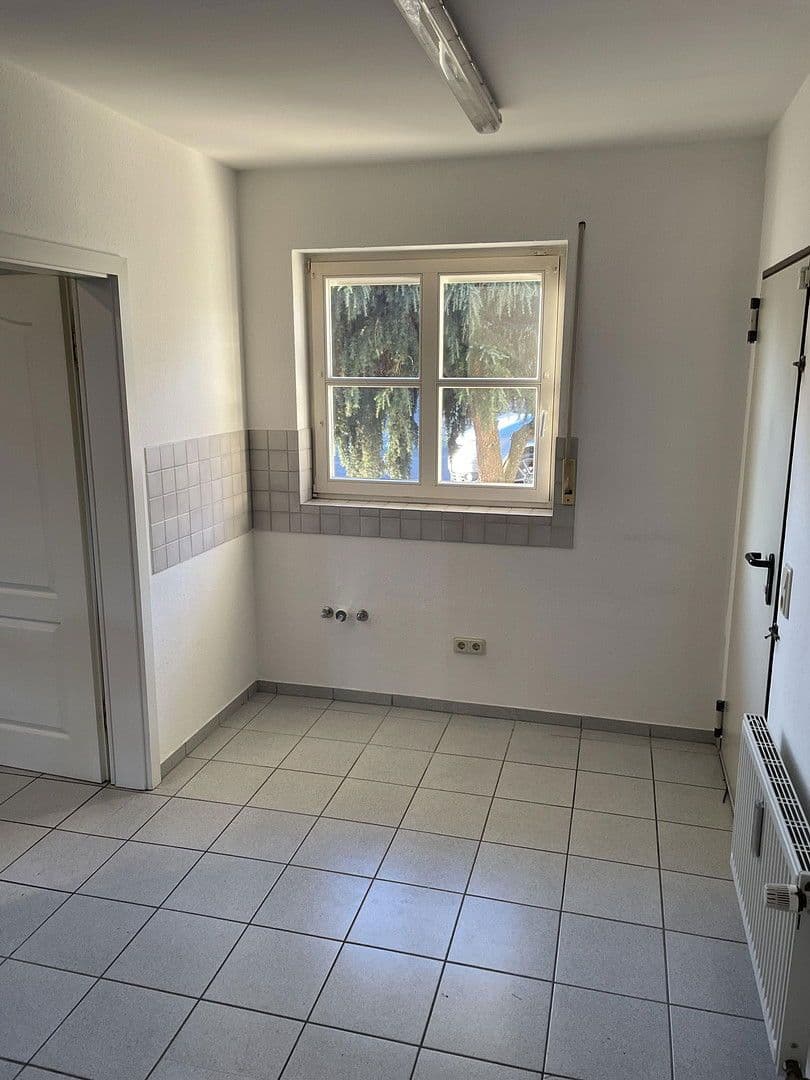4 bedroom flat to rent, 165 m², Wincheringen, Rhineland-Palatinate 4 bedroom flat to rent, 165 m², Wincheringen, Rhineland-Palatinate