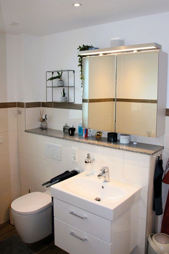 4 bedroom flat to rent, 143 m², Siegfeldstr. 1c, Hennef (Sieg), North Rhine-Westphalia 4 bedroom flat to rent, 143 m², Siegfeldstr. 1c, Hennef (Sieg), North Rhine-Westphalia