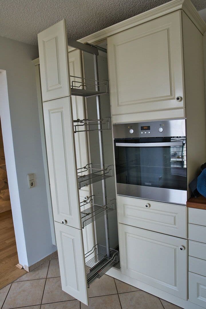 3 bedroom flat to rent, 114 m², Wilhelm-von-Capitaine Strasse 18, Köln, North Rhine-Westphalia 3 bedroom flat to rent, 114 m², Wilhelm-von-Capitaine Strasse 18, Köln, North Rhine-Westphalia