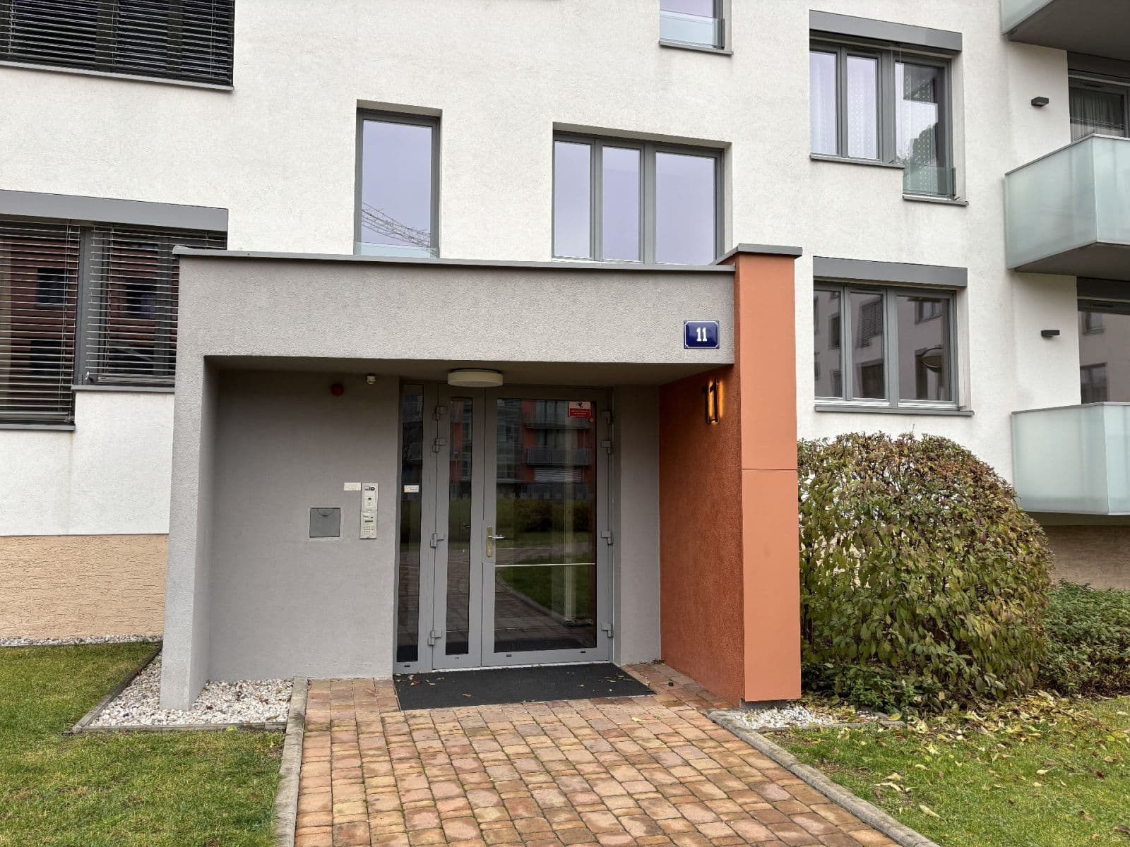 1 bedroom with open-plan kitchen flat to rent, 67 m², Čumpelíkova, Prague, Prague 1 bedroom with open-plan kitchen flat to rent, 67 m², Čumpelíkova, Prague, Prague