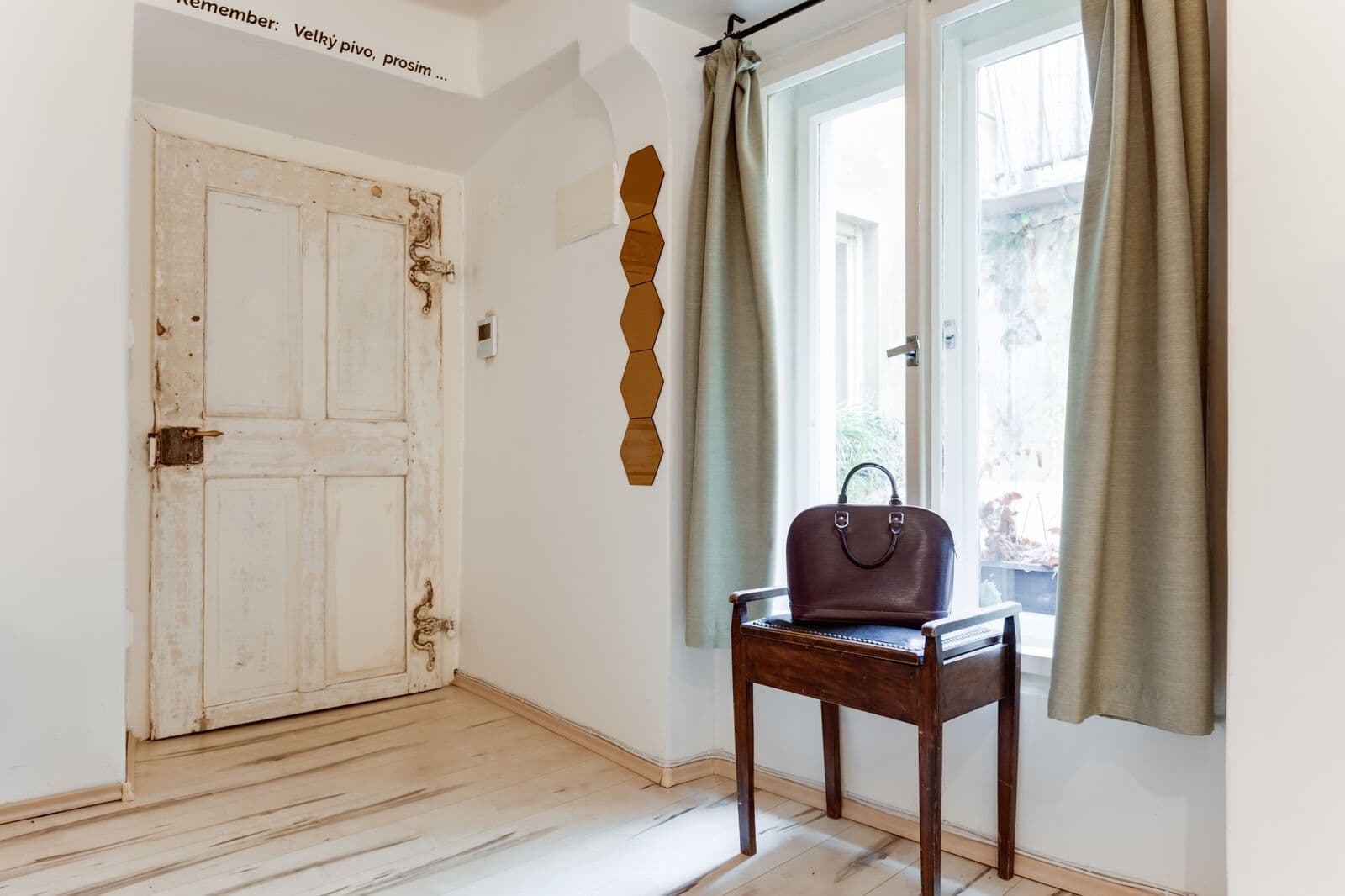 1 bedroom flat to rent, 31 m², Malostranské náměstí, Prague, Prague 1 bedroom flat to rent, 31 m², Malostranské náměstí, Prague, Prague