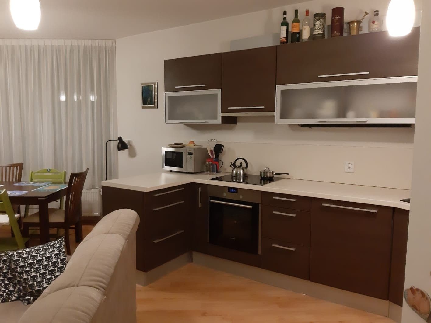 2 bedroom with open-plan kitchen flat to rent, 81 m², Prague, Prague 2 bedroom with open-plan kitchen flat to rent, 81 m², Prague, Prague