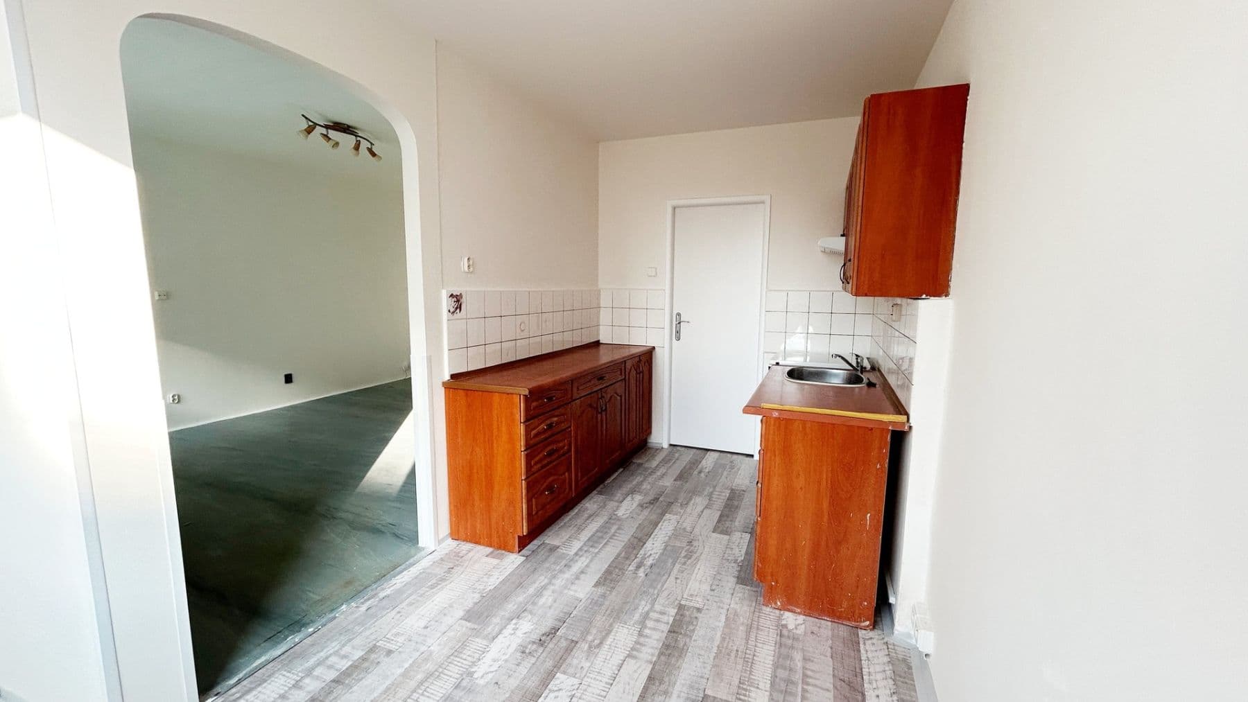 2 bedroom with open-plan kitchen flat to rent, 69 m², náměstí Sítná, Kladno, Středočeský Region 2 bedroom with open-plan kitchen flat to rent, 69 m², náměstí Sítná, Kladno, Středočeský Region