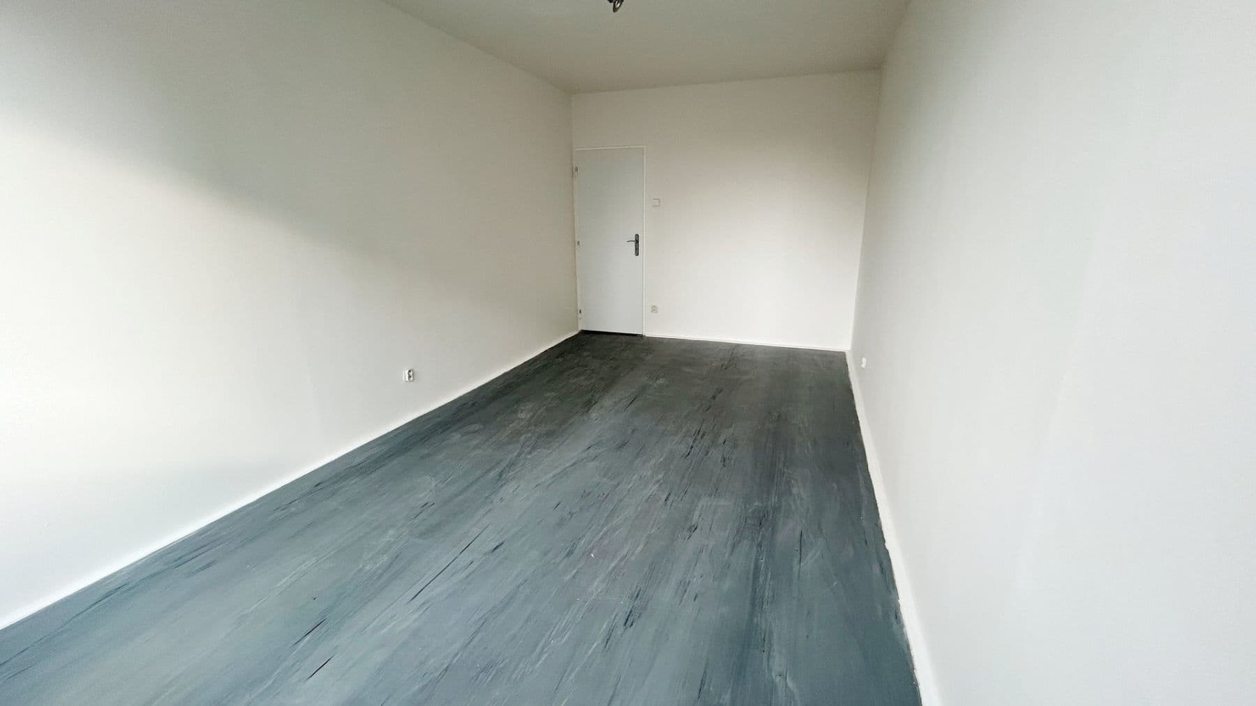 2 bedroom with open-plan kitchen flat to rent, 69 m², náměstí Sítná, Kladno, Středočeský Region 2 bedroom with open-plan kitchen flat to rent, 69 m², náměstí Sítná, Kladno, Středočeský Region