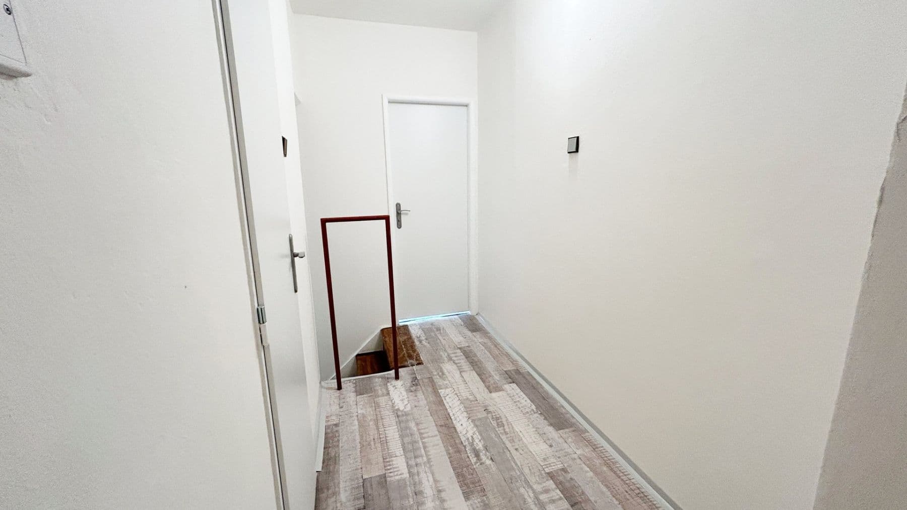 2 bedroom with open-plan kitchen flat to rent, 69 m², náměstí Sítná, Kladno, Středočeský Region 2 bedroom with open-plan kitchen flat to rent, 69 m², náměstí Sítná, Kladno, Středočeský Region