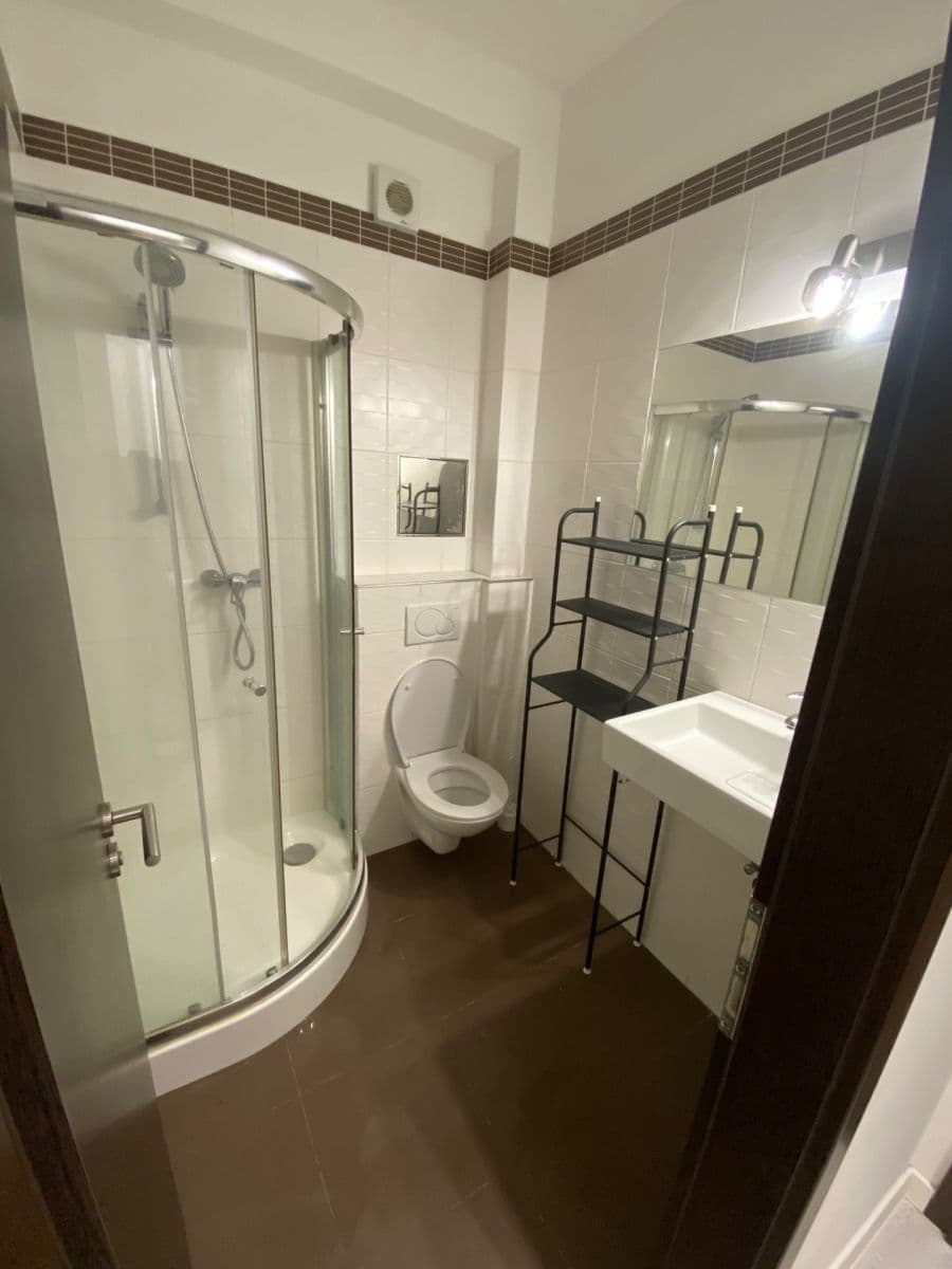 Studio flat to rent, 18 m², Poznaňská, Sázava, Středočeský Region Studio flat to rent, 18 m², Poznaňská, Sázava, Středočeský Region