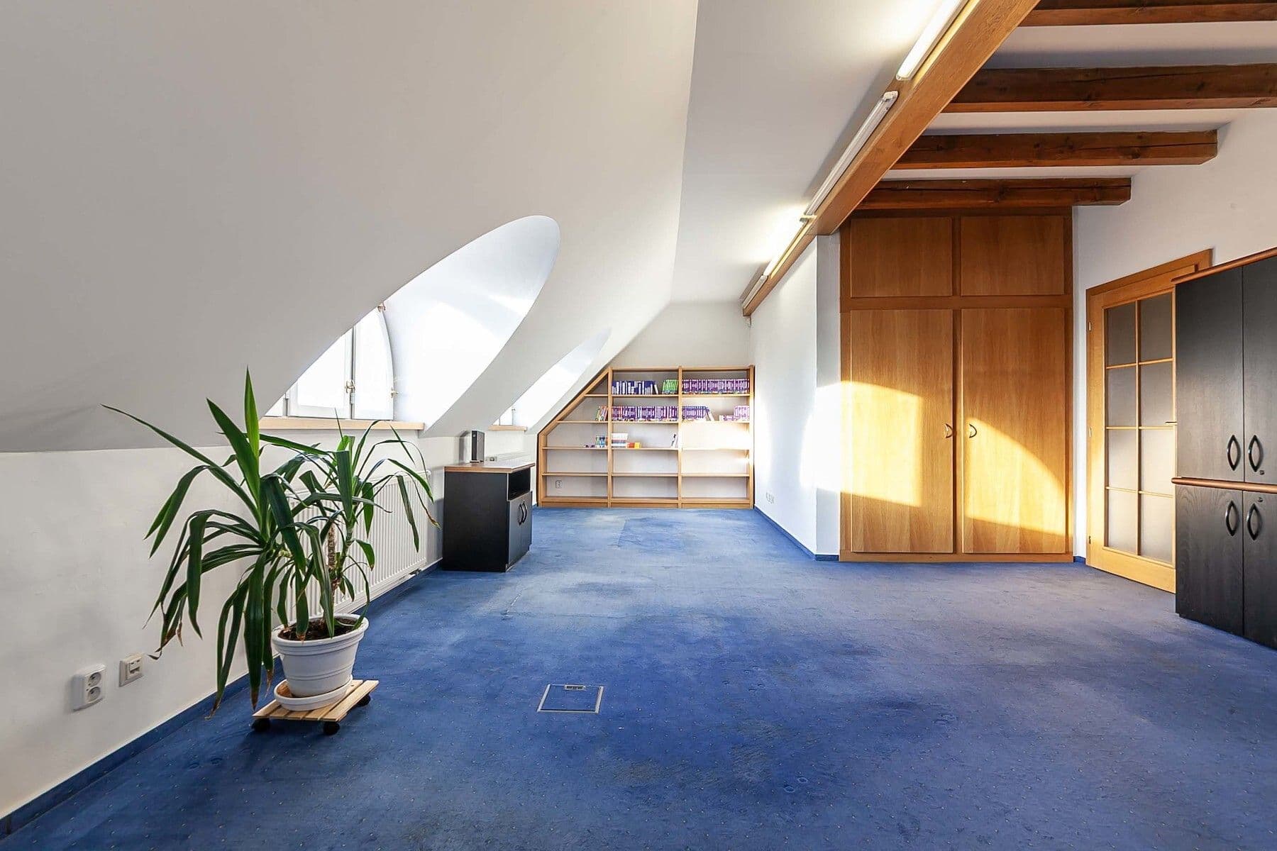 office for sale, 138 m², Vršovické náměstí, Prague, Prague office for sale, 138 m², Vršovické náměstí, Prague, Prague