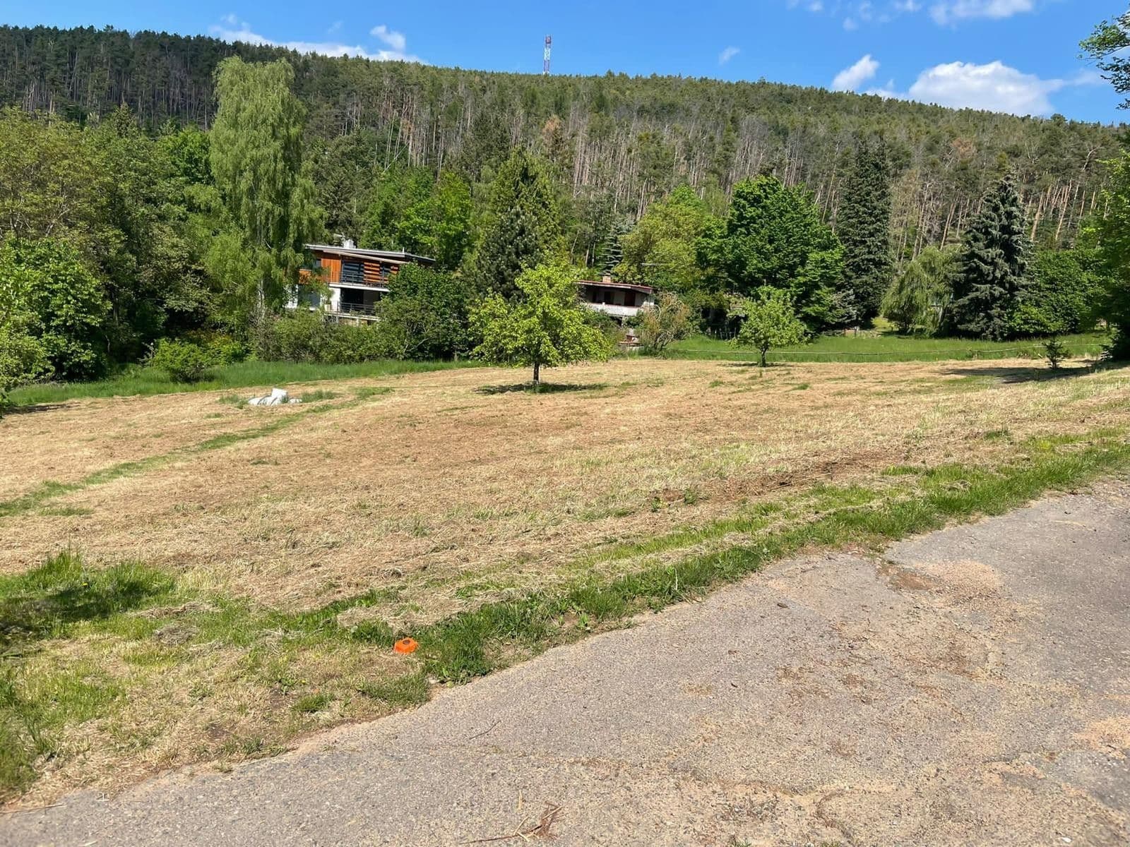 recreational property for sale, 500 m², Milešov, Středočeský Region recreational property for sale, 500 m², Milešov, Středočeský Region