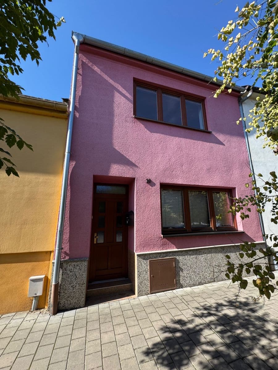 house for sale, 88 m², Rybářská, Ivančice, Jihomoravský Region house for sale, 88 m², Rybářská, Ivančice, Jihomoravský Region