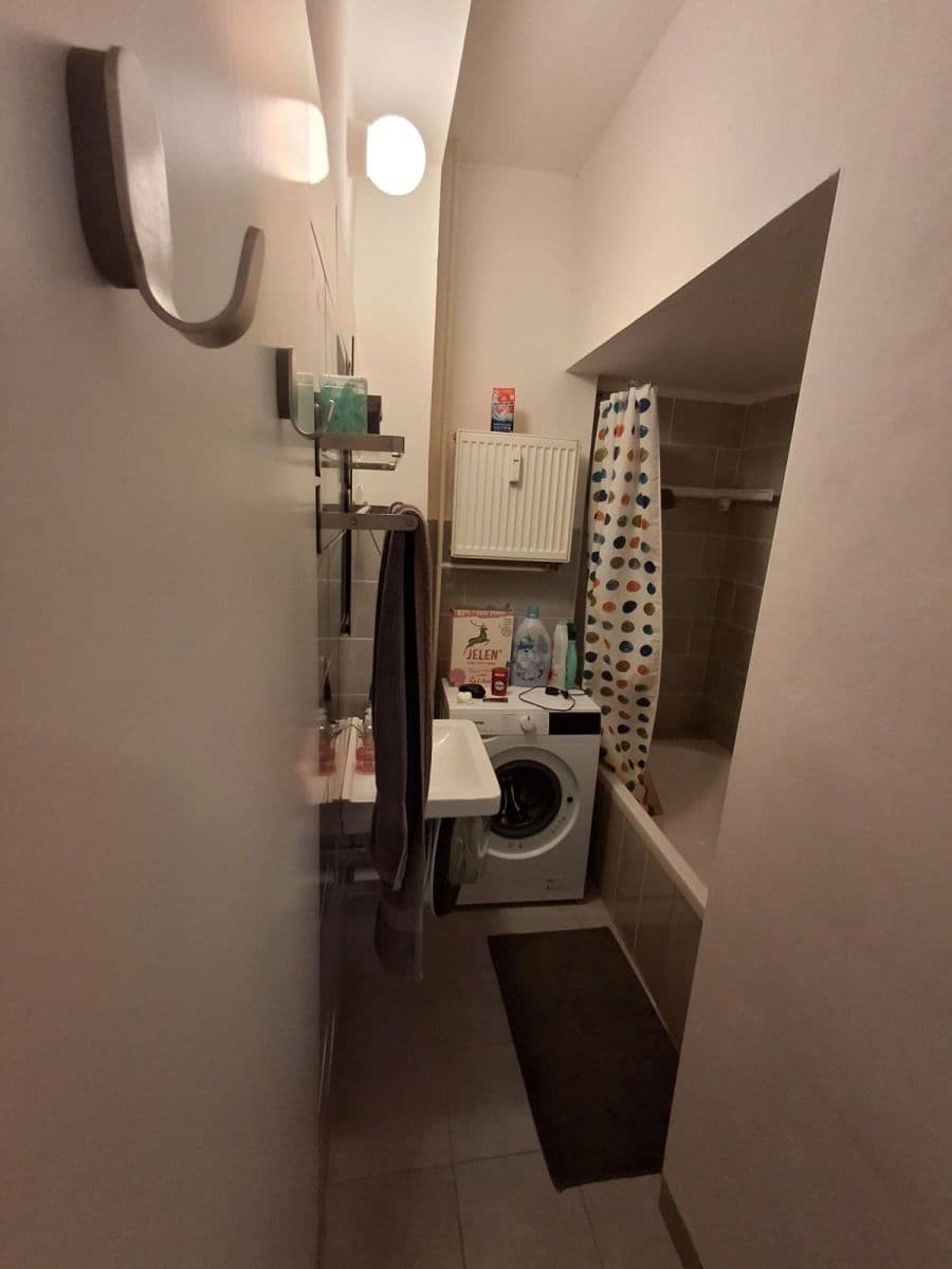 2 bedroom flat to rent, 72 m², Botanická, Brno, Jihomoravský Region 2 bedroom flat to rent, 72 m², Botanická, Brno, Jihomoravský Region