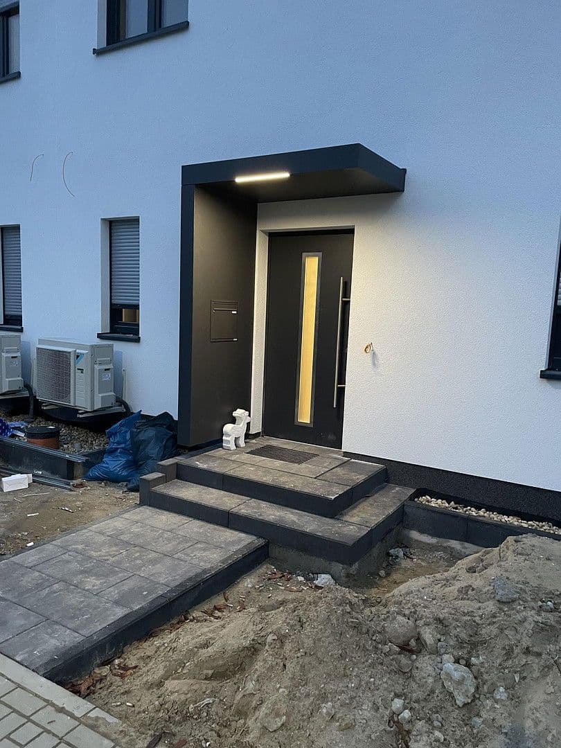 house to rent, 130 m², Burgundstraße 22, Ludwigsfelde, Brandenburg house to rent, 130 m², Burgundstraße 22, Ludwigsfelde, Brandenburg