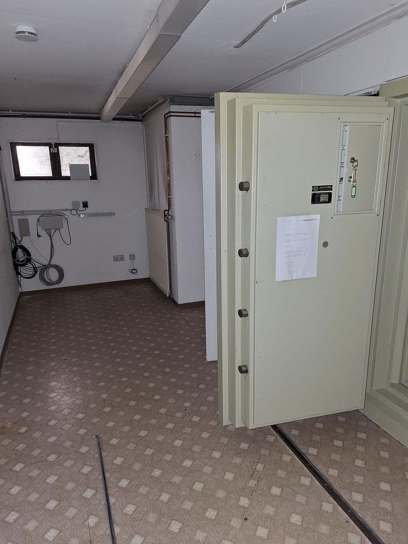 non-residential property to rent, 344 m², Am Schloßplatz 2, Sankt Wendel, Saarland non-residential property to rent, 344 m², Am Schloßplatz 2, Sankt Wendel, Saarland