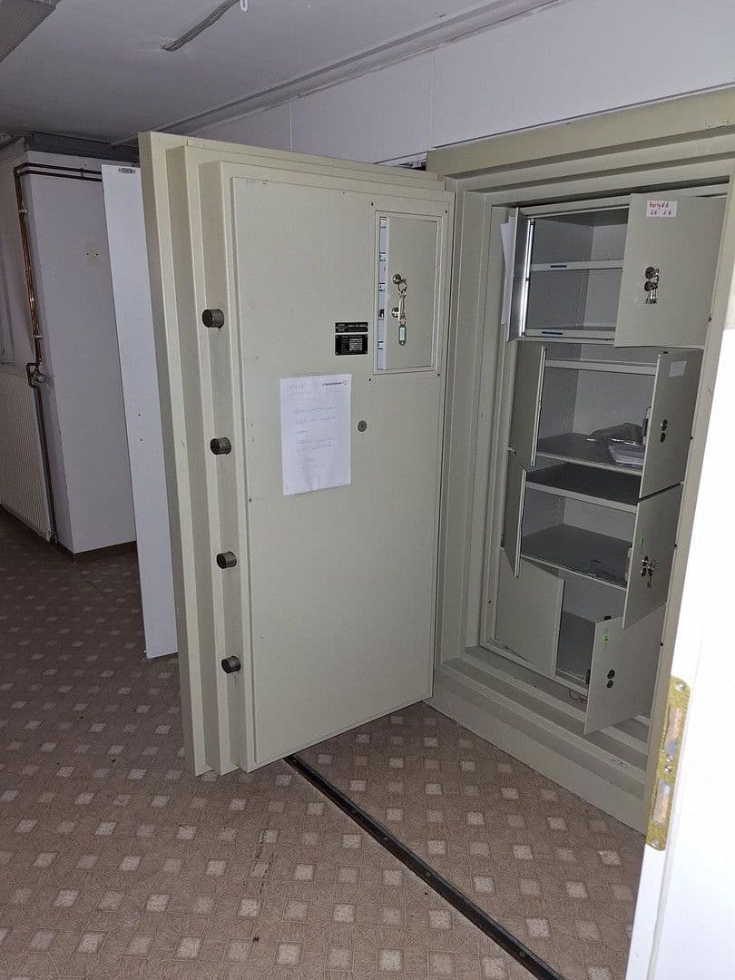 non-residential property to rent, 344 m², Am Schloßplatz 2, Sankt Wendel, Saarland non-residential property to rent, 344 m², Am Schloßplatz 2, Sankt Wendel, Saarland