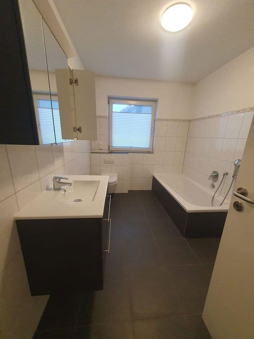 3 bedroom flat to rent, 126 m², Haibach, Bavaria 3 bedroom flat to rent, 126 m², Haibach, Bavaria