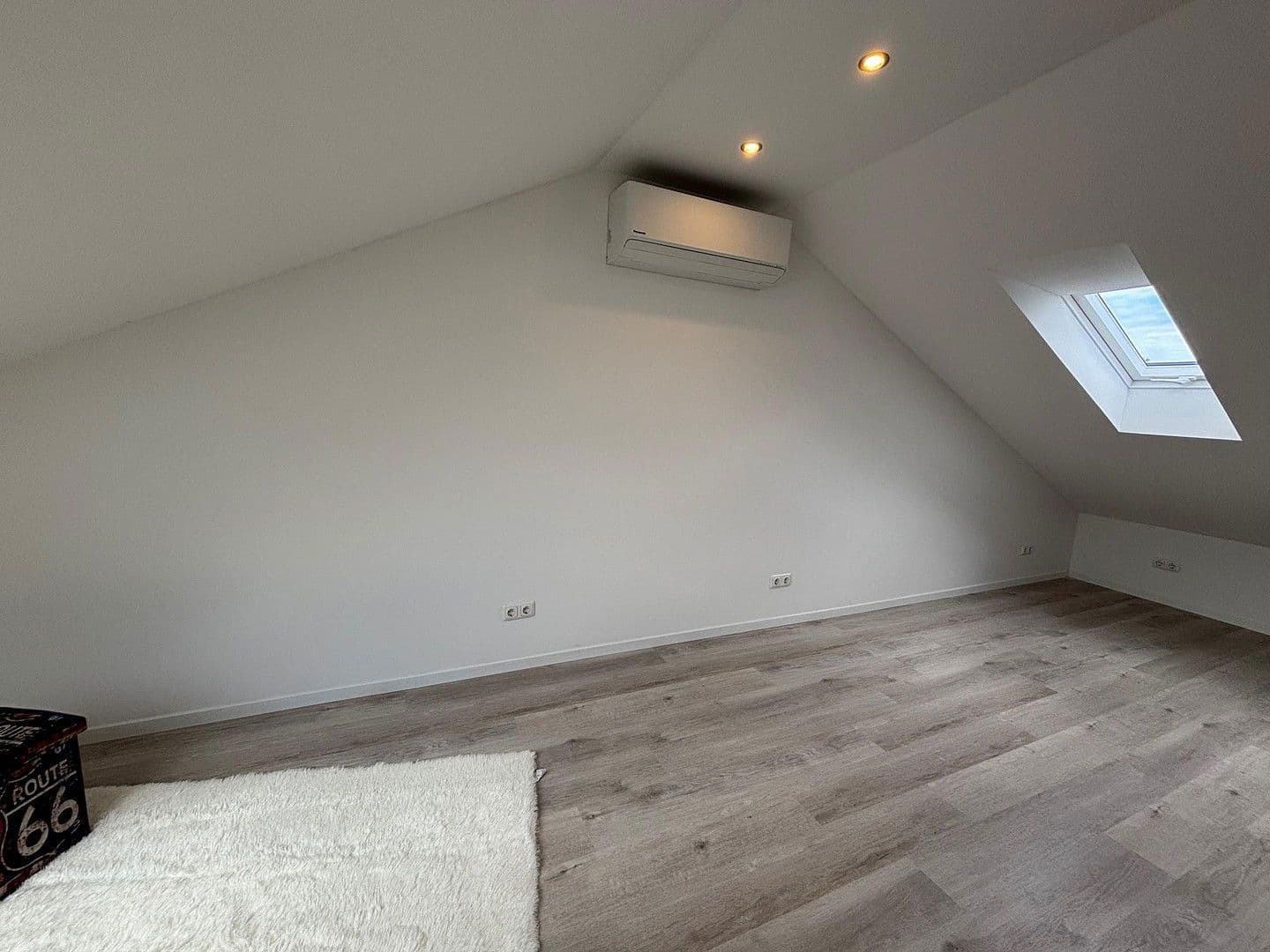 house to rent, 132 m², Angeraue 102, Düsseldorf, North Rhine-Westphalia house to rent, 132 m², Angeraue 102, Düsseldorf, North Rhine-Westphalia