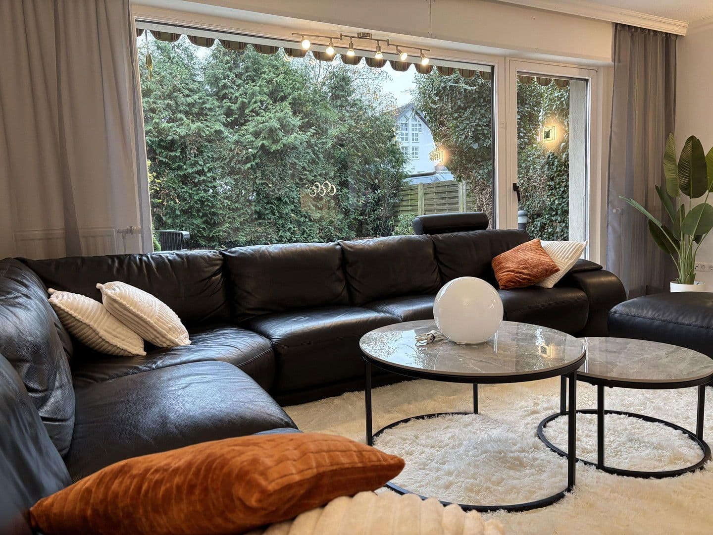 house to rent, 132 m², Angeraue 102, Düsseldorf, North Rhine-Westphalia house to rent, 132 m², Angeraue 102, Düsseldorf, North Rhine-Westphalia