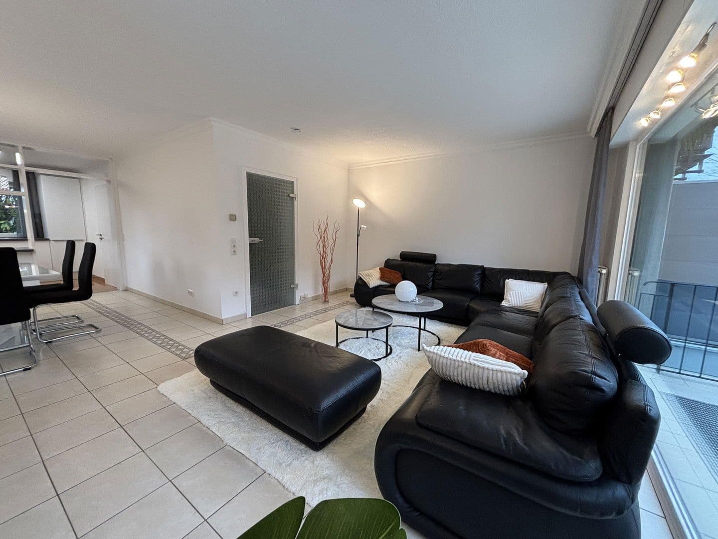 house to rent, 132 m², Angeraue 102, Düsseldorf, North Rhine-Westphalia house to rent, 132 m², Angeraue 102, Düsseldorf, North Rhine-Westphalia