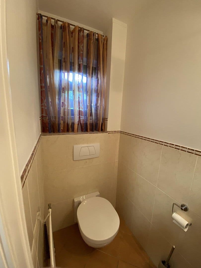 house to rent, 132 m², Angeraue 102, Düsseldorf, North Rhine-Westphalia house to rent, 132 m², Angeraue 102, Düsseldorf, North Rhine-Westphalia