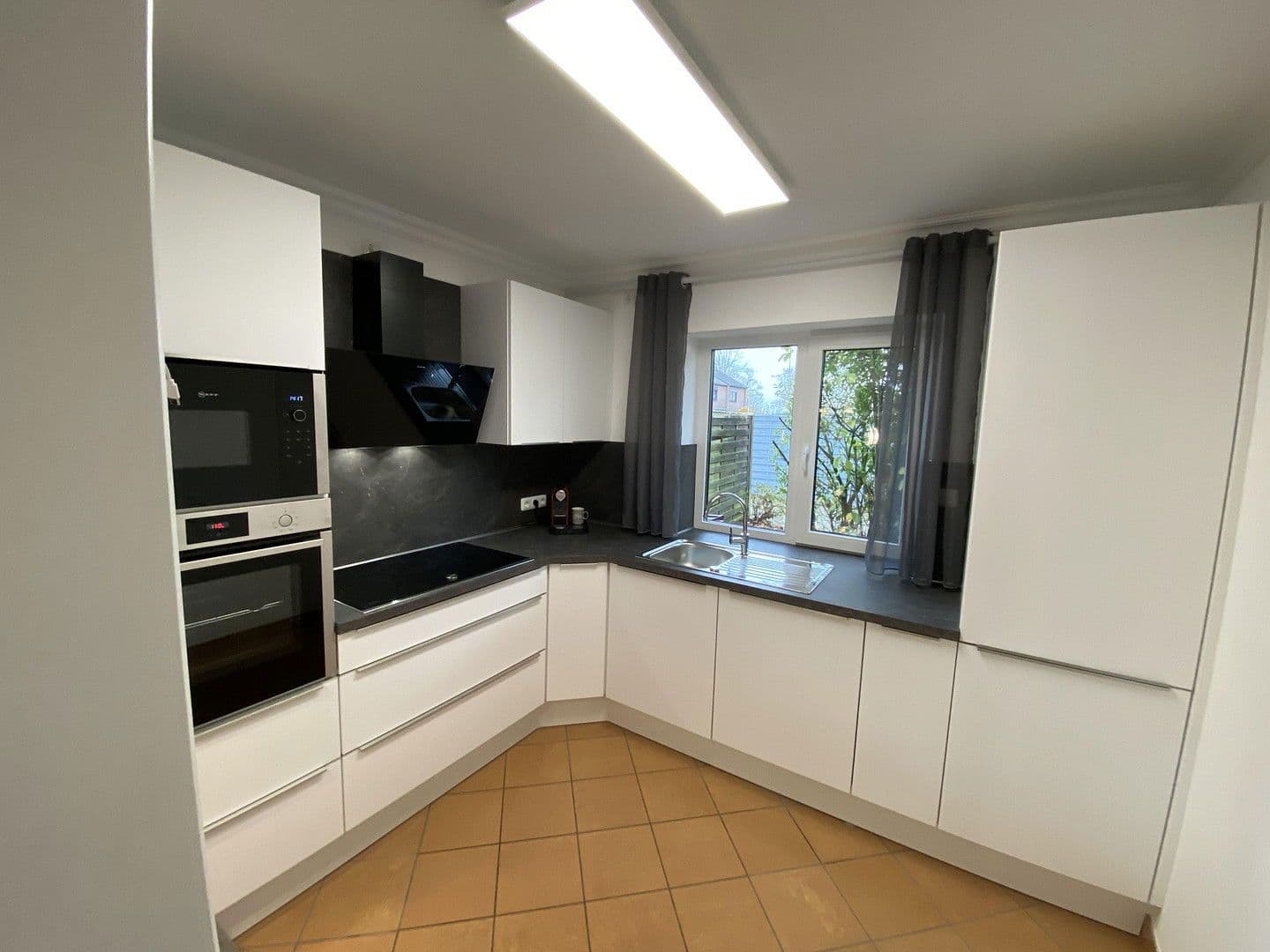 house to rent, 132 m², Angeraue 102, Düsseldorf, North Rhine-Westphalia house to rent, 132 m², Angeraue 102, Düsseldorf, North Rhine-Westphalia