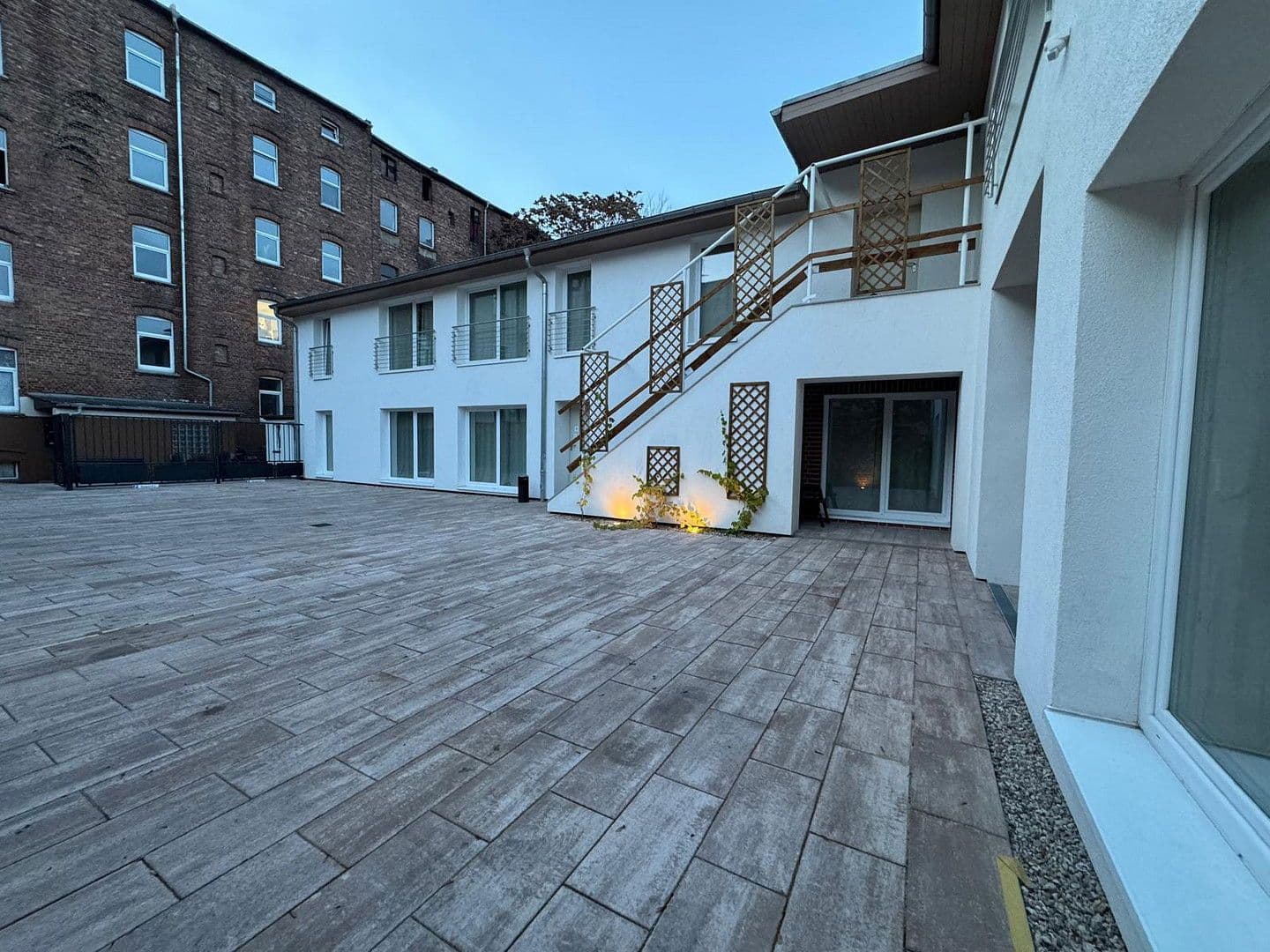 house for sale, 1,560 m², Halle, Saxony-Anhalt house for sale, 1,560 m², Halle, Saxony-Anhalt