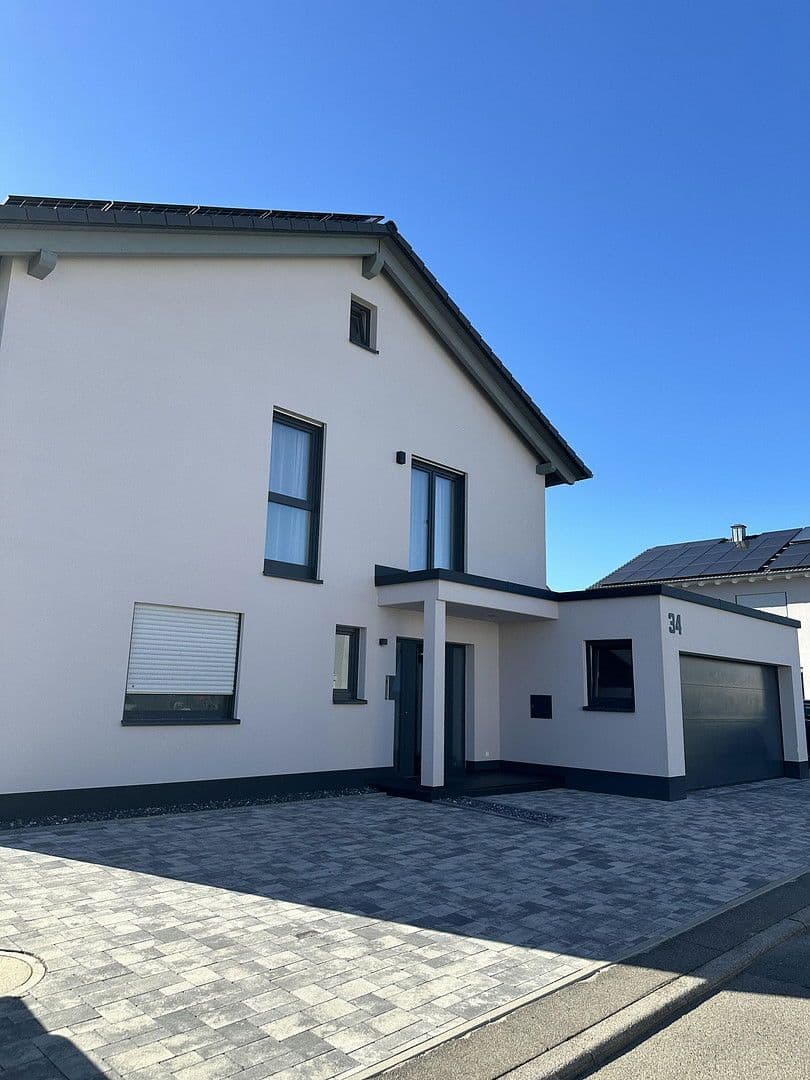 house for sale, 179 m², Trossingen, Baden-Württemberg house for sale, 179 m², Trossingen, Baden-Württemberg