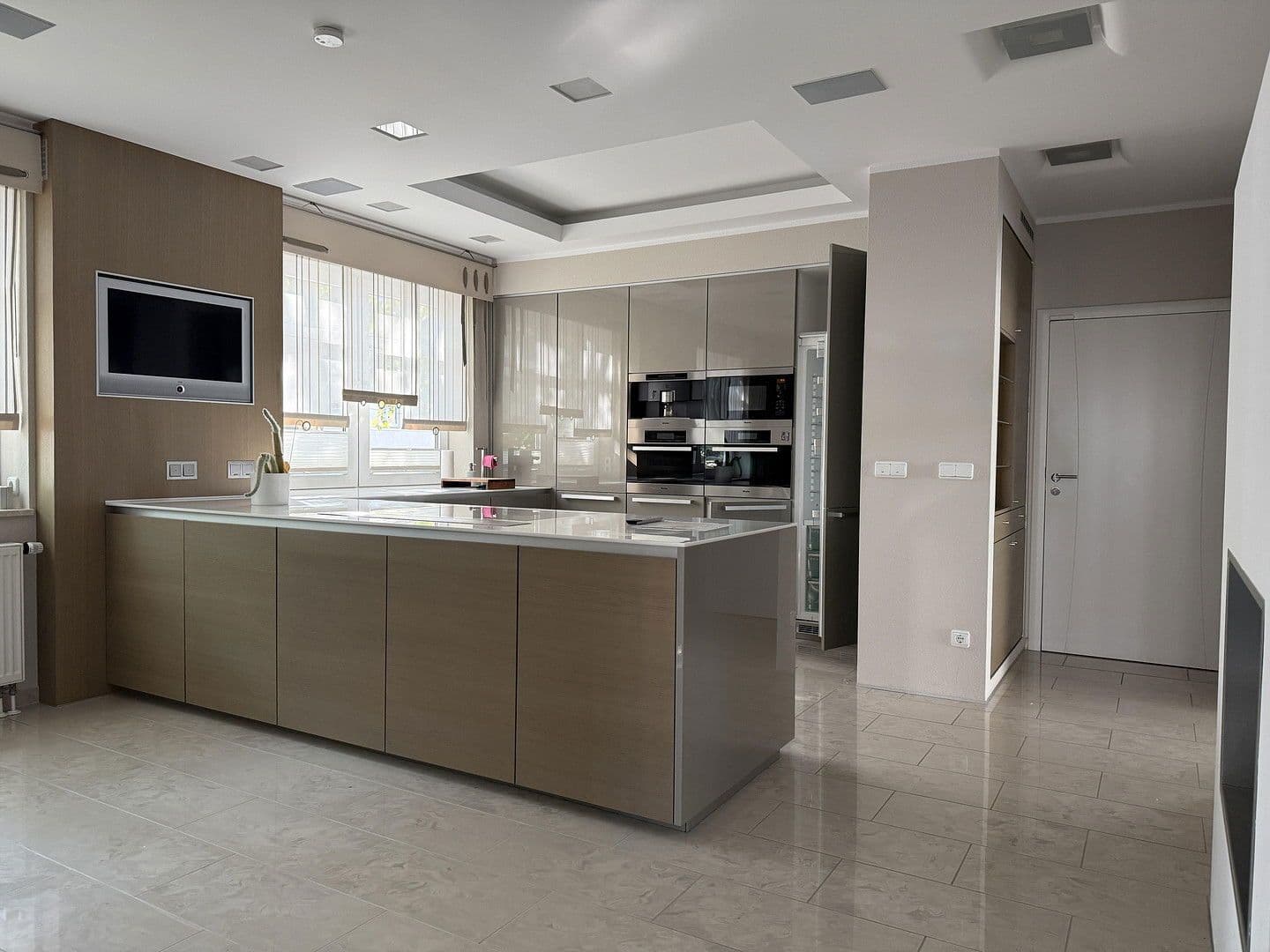 3 bedroom flat to rent, 141 m², Halle (Saale), Saxony-Anhalt 3 bedroom flat to rent, 141 m², Halle (Saale), Saxony-Anhalt