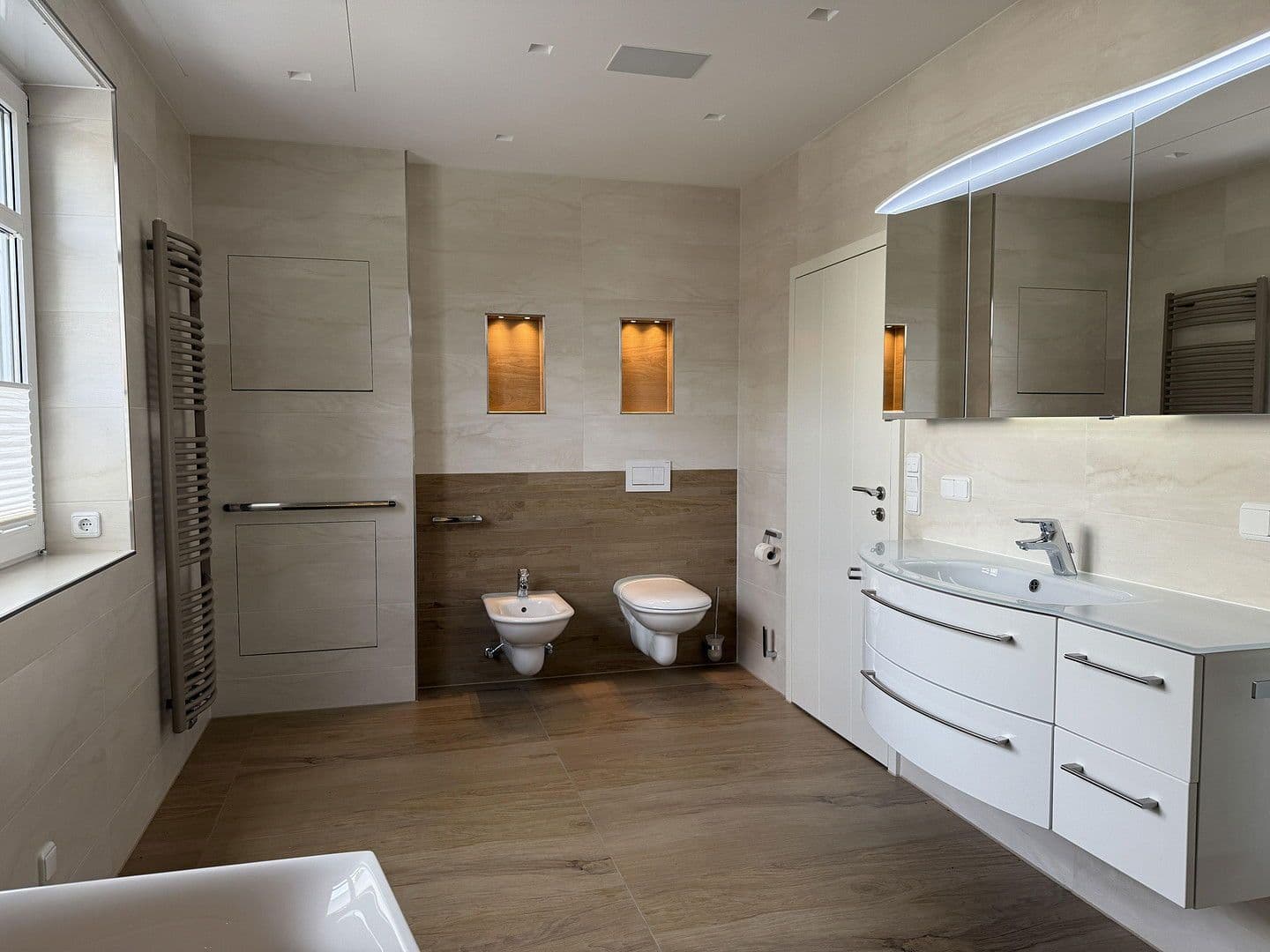 3 bedroom flat to rent, 141 m², Halle (Saale), Saxony-Anhalt 3 bedroom flat to rent, 141 m², Halle (Saale), Saxony-Anhalt