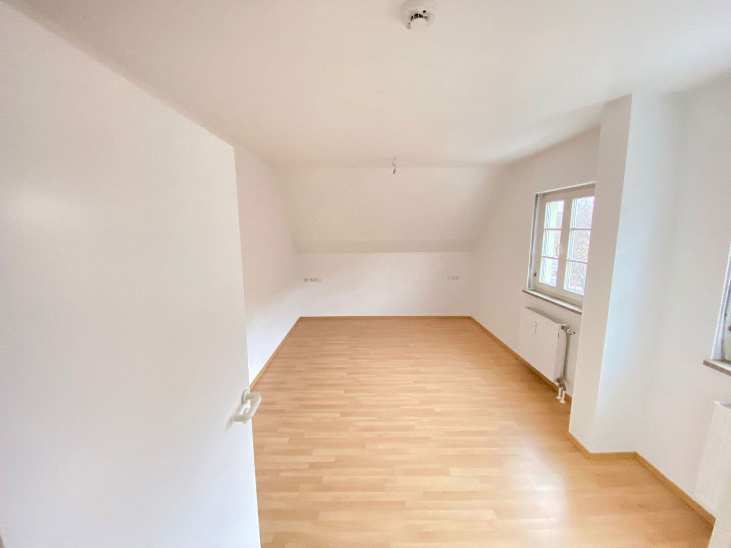 3 bedroom with open-plan kitchen flat to rent, 109 m², Lederstrasse 120, Reutlingen, Baden-Württemberg 3 bedroom with open-plan kitchen flat to rent, 109 m², Lederstrasse 120, Reutlingen, Baden-Württemberg