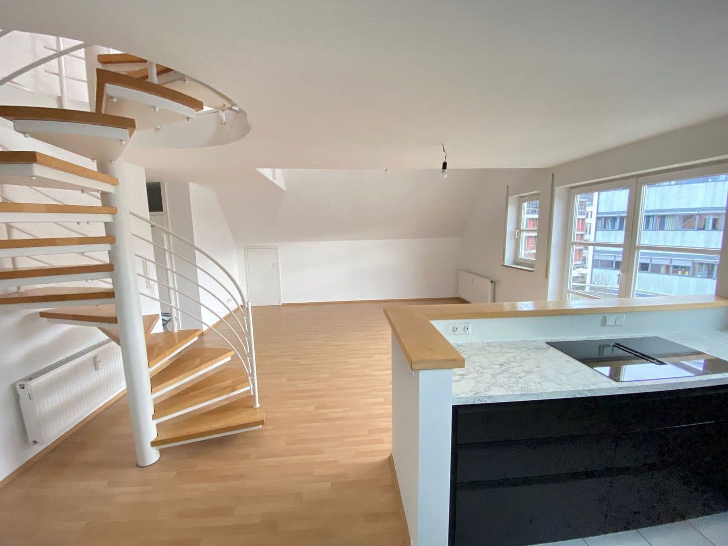 3 bedroom with open-plan kitchen flat to rent, 109 m², Lederstrasse 120, Reutlingen, Baden-Württemberg 3 bedroom with open-plan kitchen flat to rent, 109 m², Lederstrasse 120, Reutlingen, Baden-Württemberg