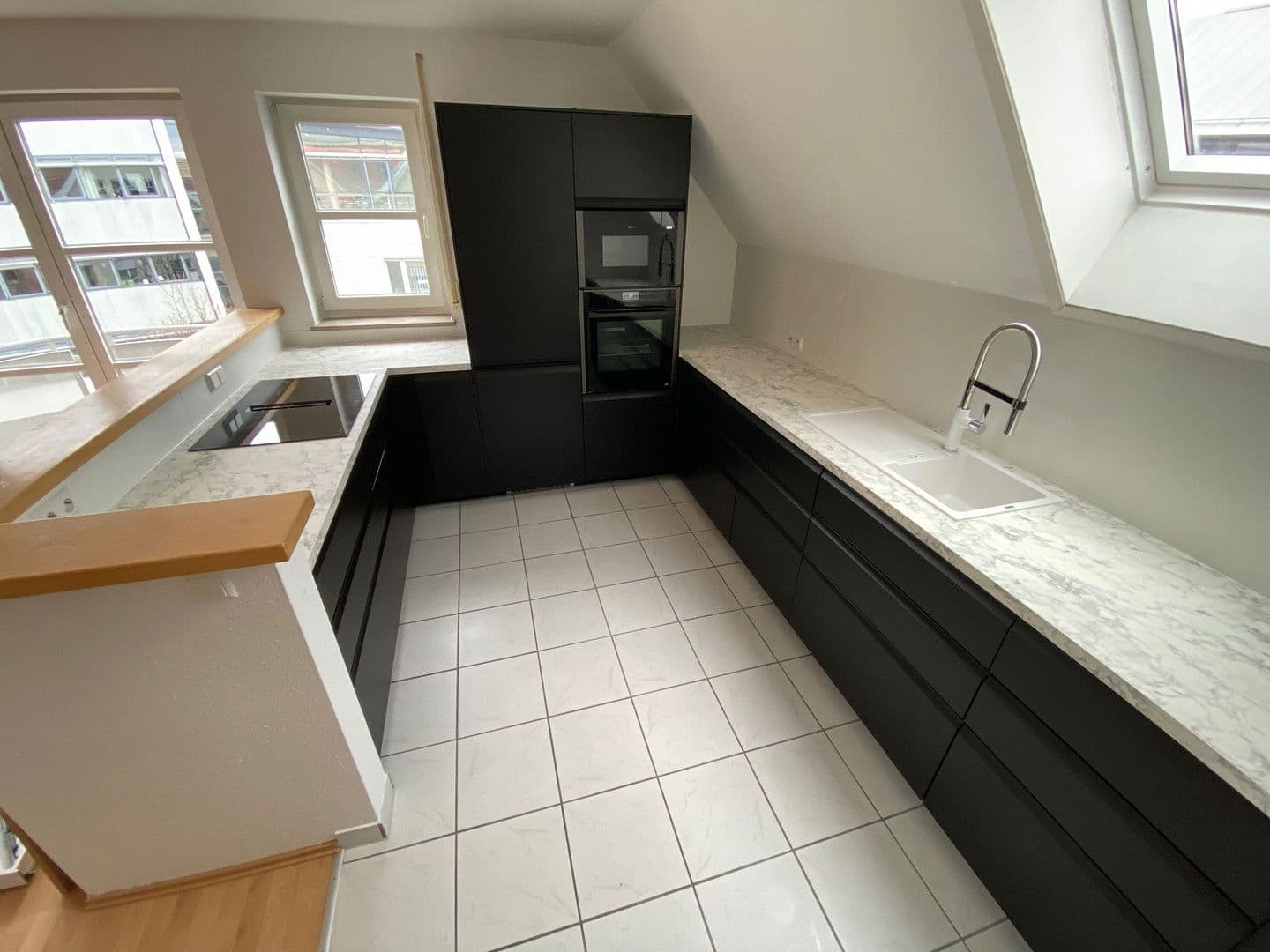 3 bedroom with open-plan kitchen flat to rent, 109 m², Lederstrasse 120, Reutlingen, Baden-Württemberg 3 bedroom with open-plan kitchen flat to rent, 109 m², Lederstrasse 120, Reutlingen, Baden-Württemberg