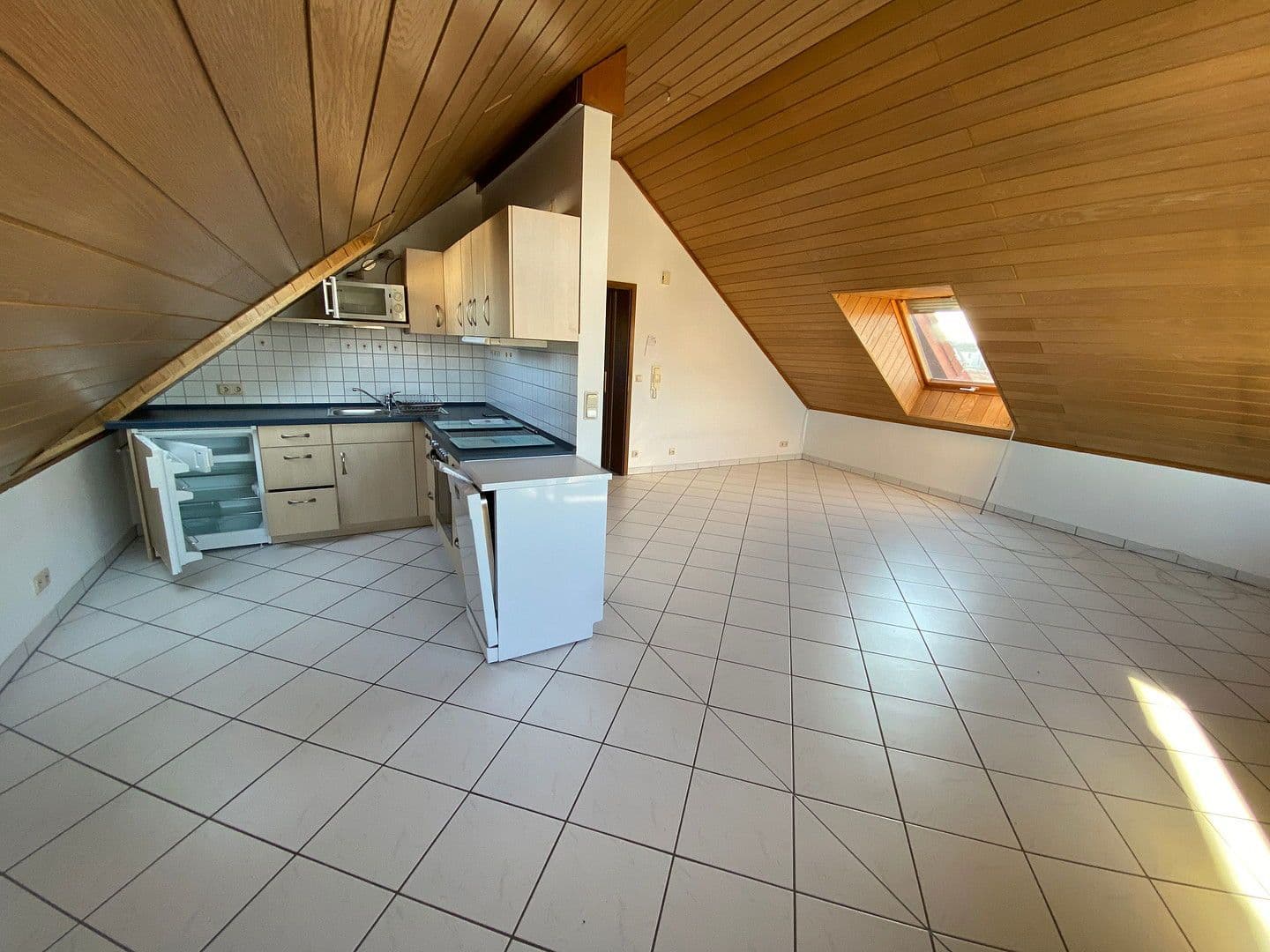 2 bedroom flat to rent, 43 m², Rödermark, Hesse 2 bedroom flat to rent, 43 m², Rödermark, Hesse