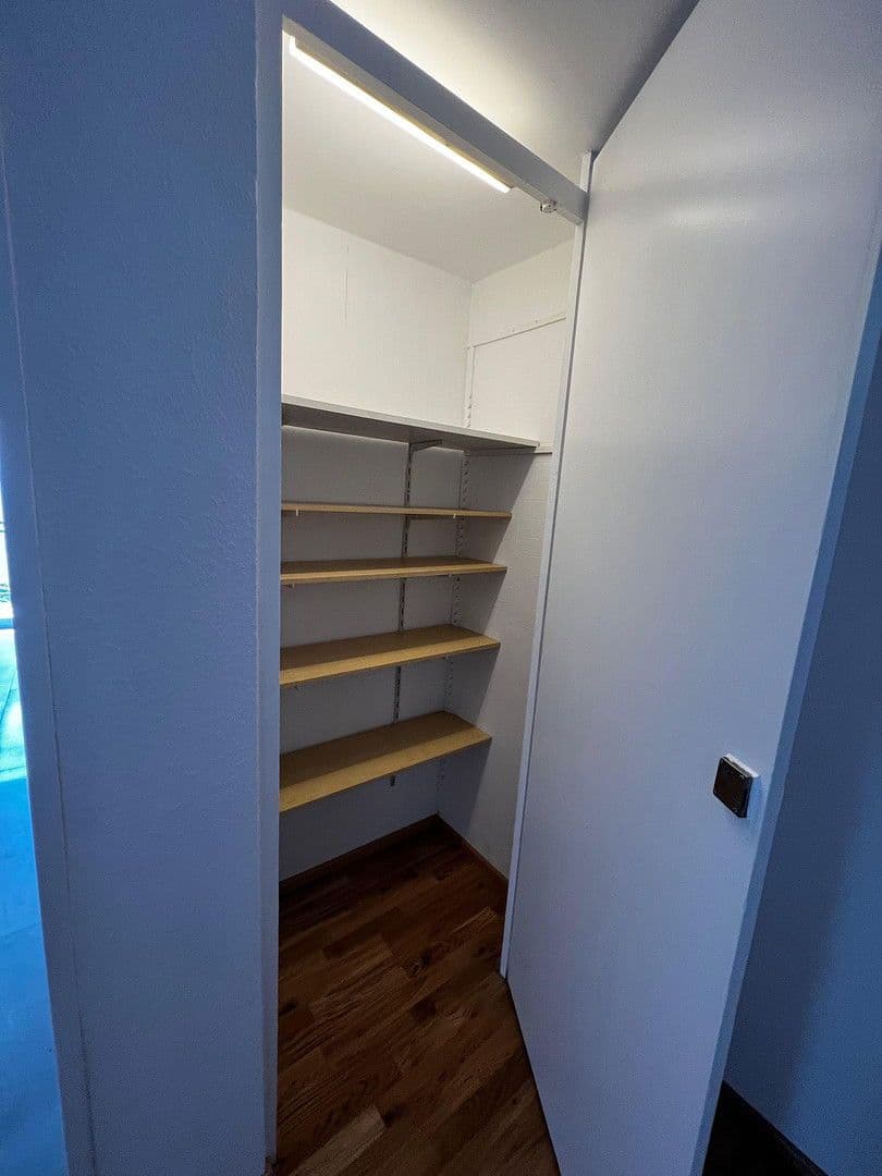 4 bedroom flat to rent, 108 m², Ettlingen, Baden-Württemberg 4 bedroom flat to rent, 108 m², Ettlingen, Baden-Württemberg