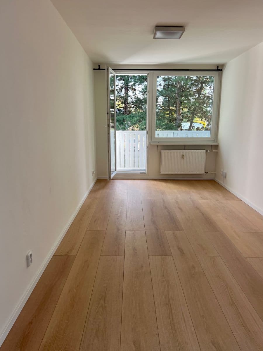 1 bedroom with open-plan kitchen flat for sale, 58 m², 5. května, Měšice, Středočeský Region 1 bedroom with open-plan kitchen flat for sale, 58 m², 5. května, Měšice, Středočeský Region