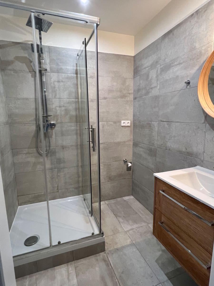 1 bedroom with open-plan kitchen flat for sale, 58 m², 5. května, Měšice, Středočeský Region 1 bedroom with open-plan kitchen flat for sale, 58 m², 5. května, Měšice, Středočeský Region