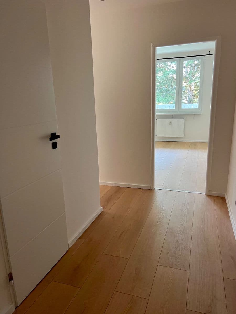 1 bedroom with open-plan kitchen flat for sale, 58 m², 5. května, Měšice, Středočeský Region 1 bedroom with open-plan kitchen flat for sale, 58 m², 5. května, Měšice, Středočeský Region