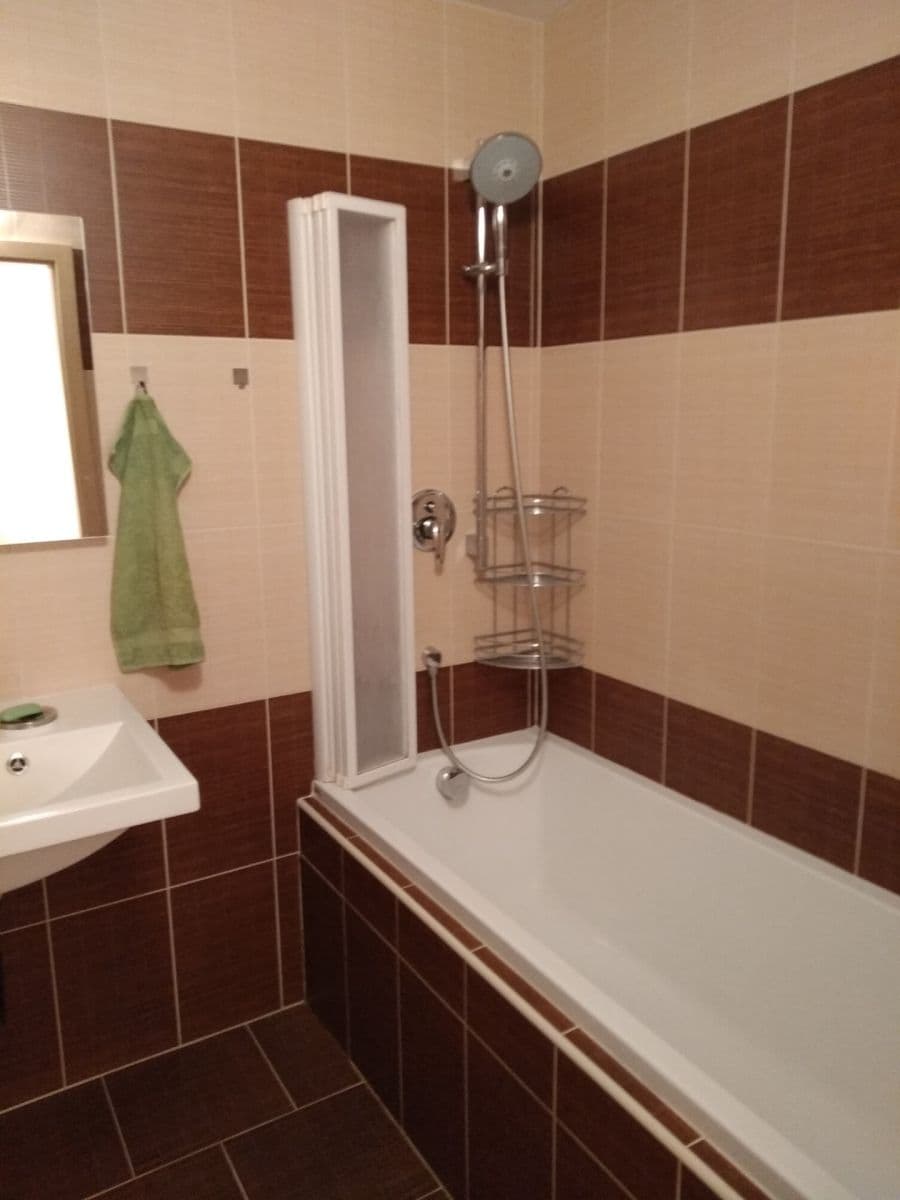 2 bedroom flat for sale, 74 m², Luďka Matury, Pardubice, Pardubický Region 2 bedroom flat for sale, 74 m², Luďka Matury, Pardubice, Pardubický Region