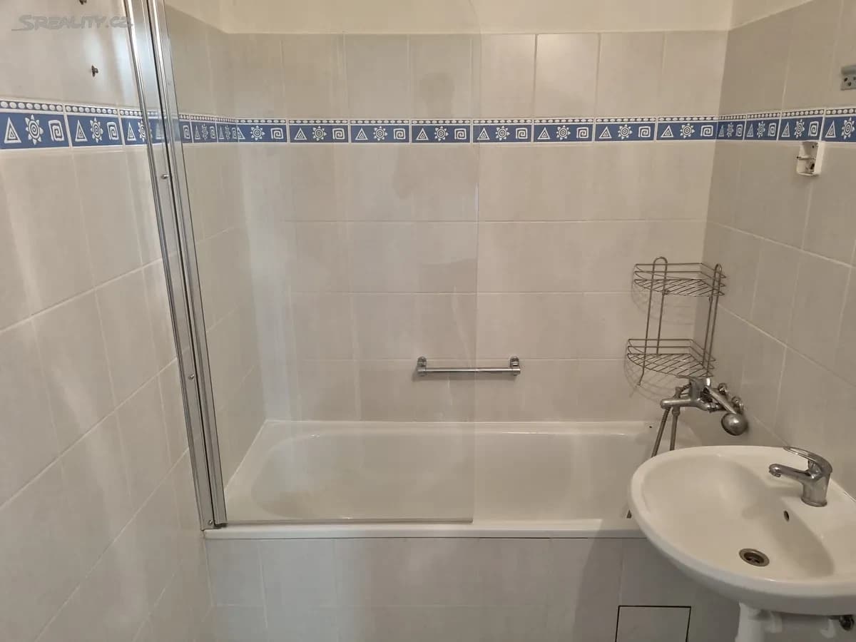 4 bedroom flat to rent, 83 m², Spodní, Brno, Jihomoravský Region 4 bedroom flat to rent, 83 m², Spodní, Brno, Jihomoravský Region