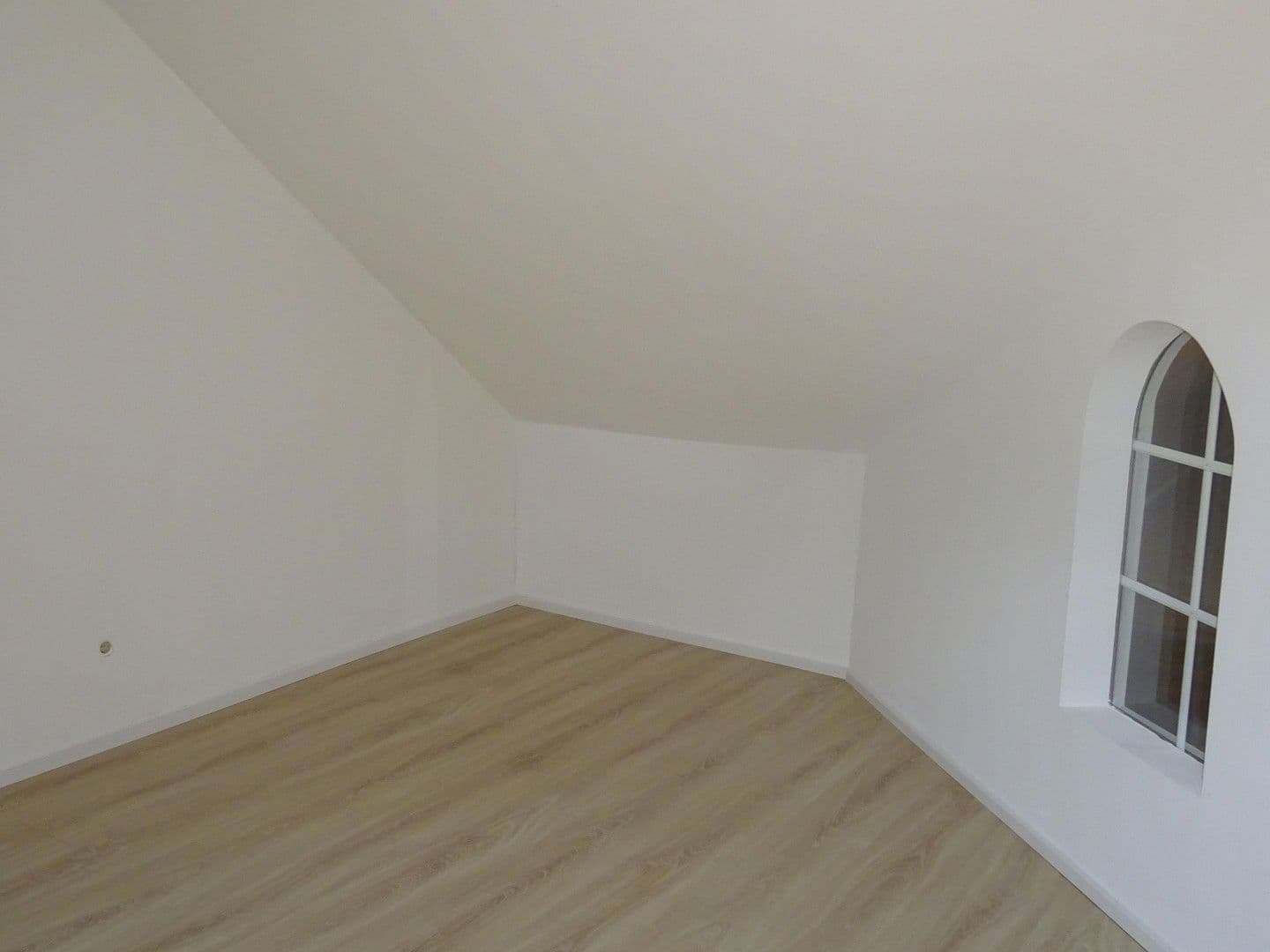 6 bedroom flat to rent, 140 m², Dillinger Str. 6, Beckingen, Saarland 6 bedroom flat to rent, 140 m², Dillinger Str. 6, Beckingen, Saarland